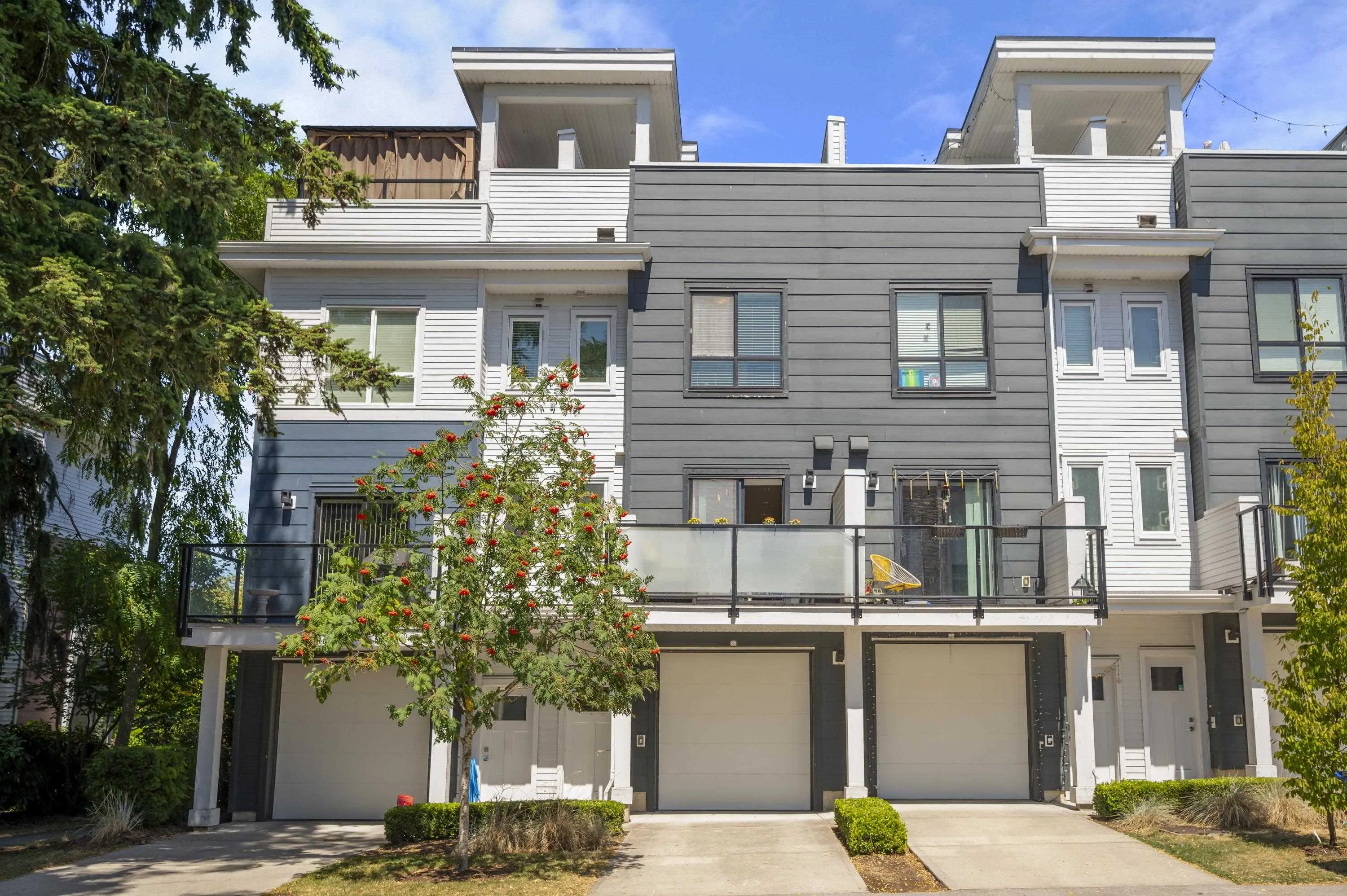 20 16337 23a Avenue