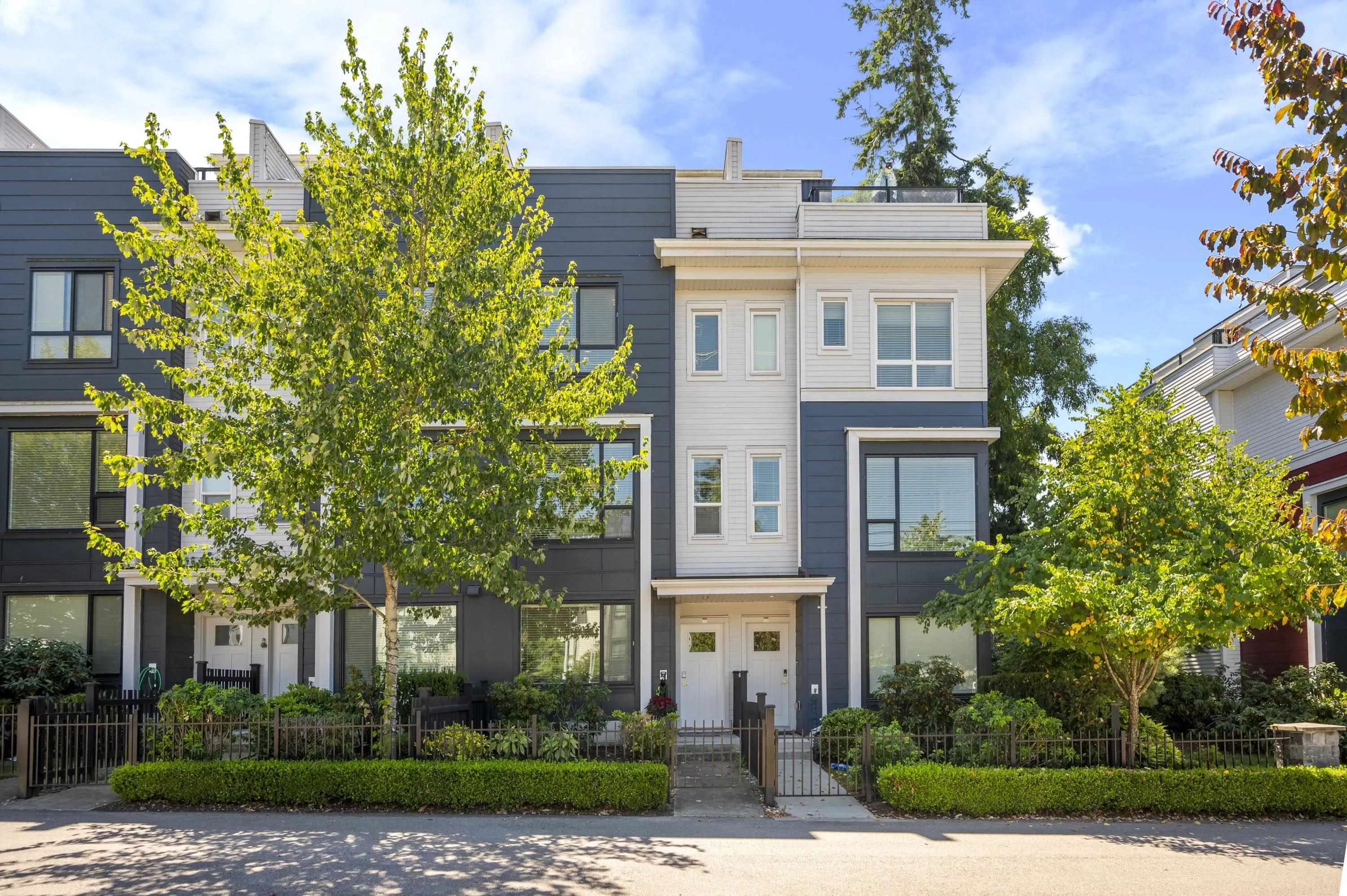 20 16337 23a Avenue
