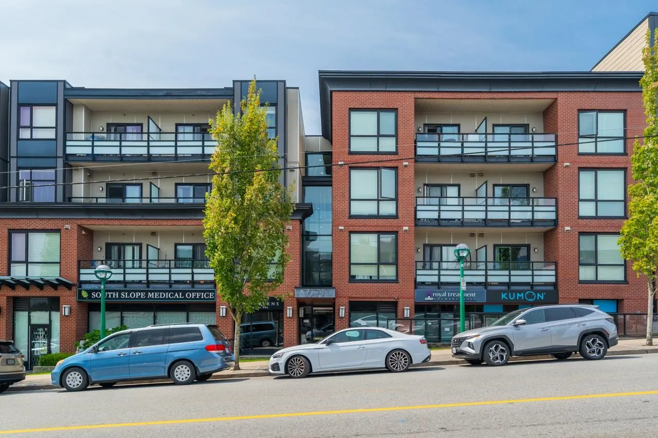 320 7777 Royal Oak Avenue