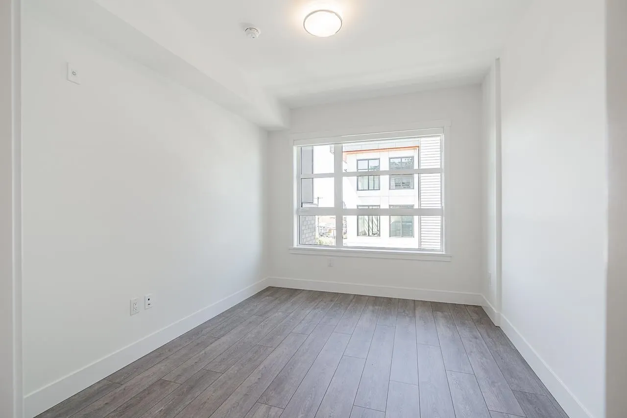 313 4788 Hastings Street
