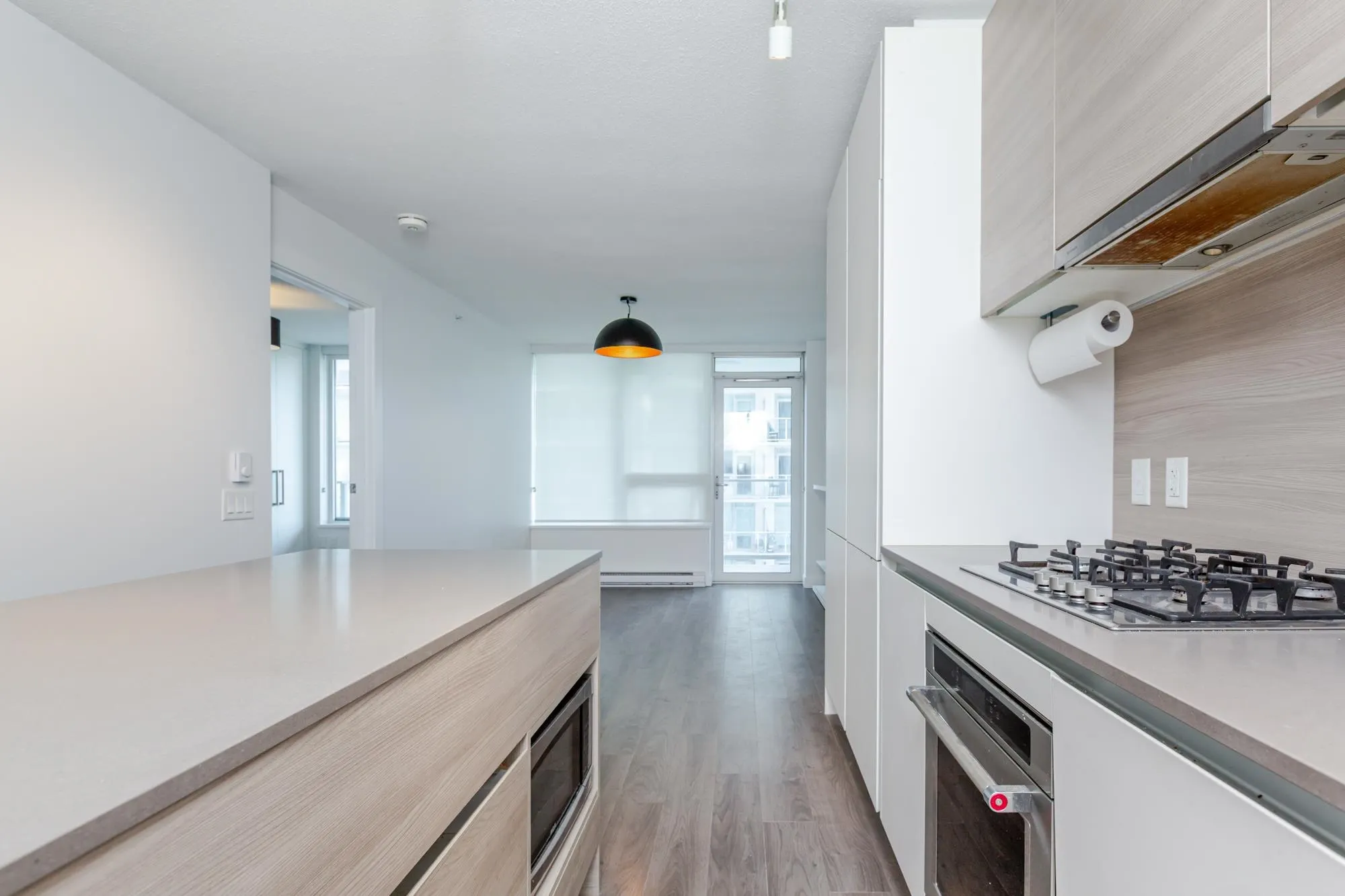 1108 908 Quayside Drive
