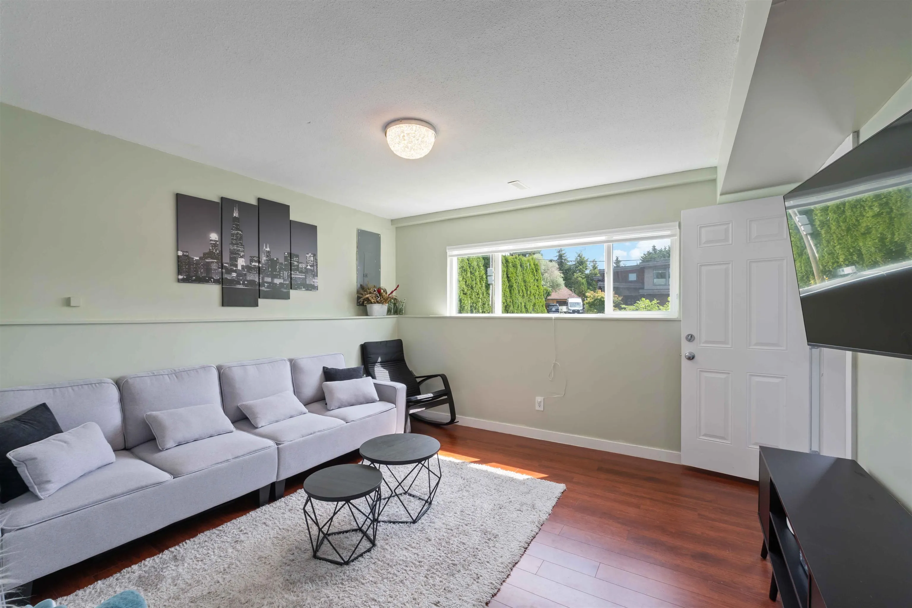 1147 Keil Crescent