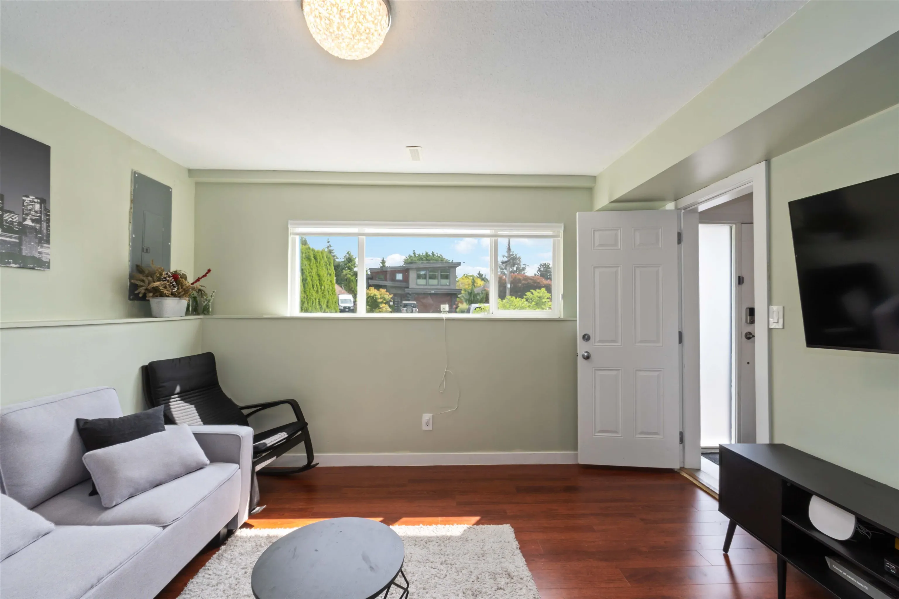 1147 Keil Crescent