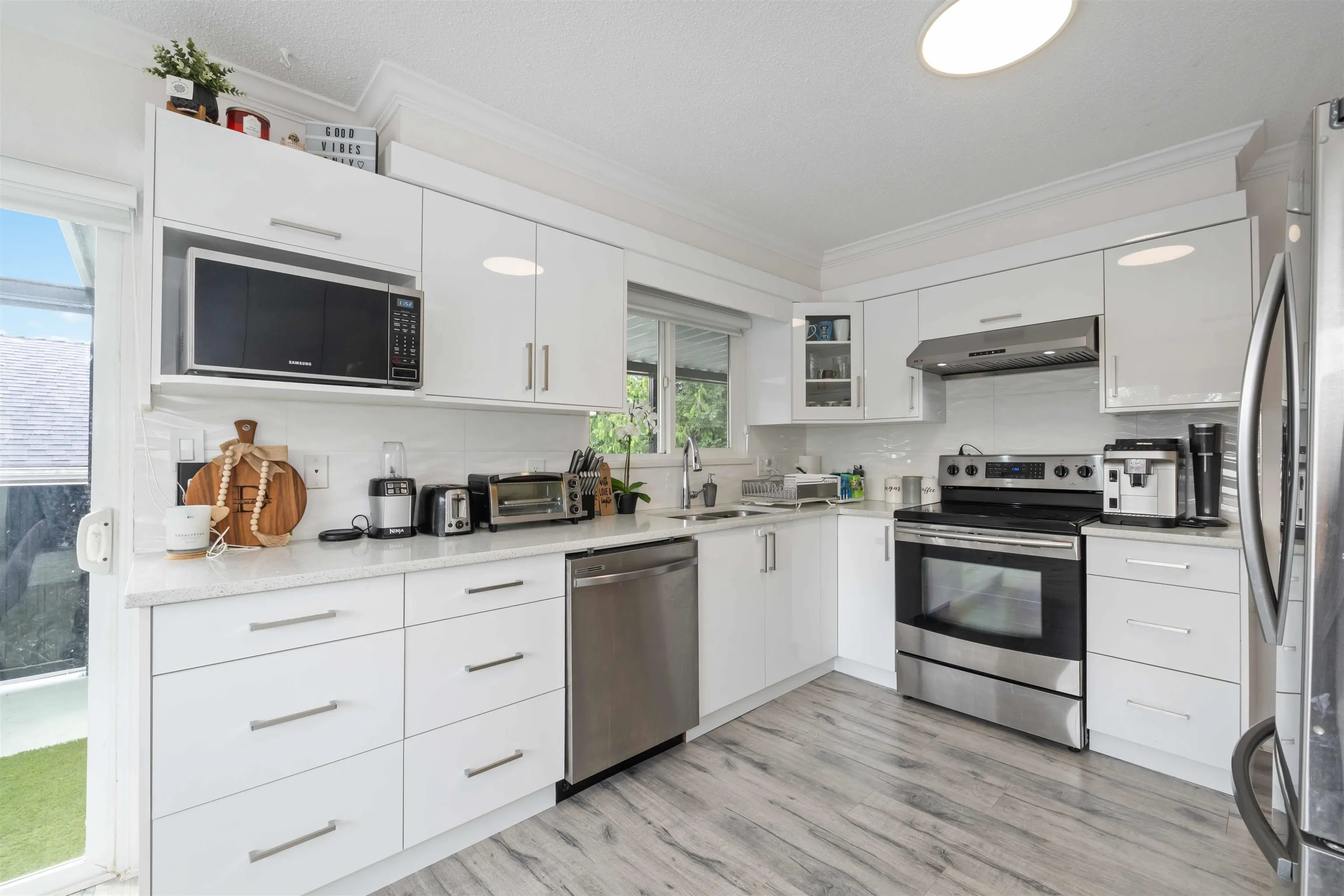 1147 Keil Crescent