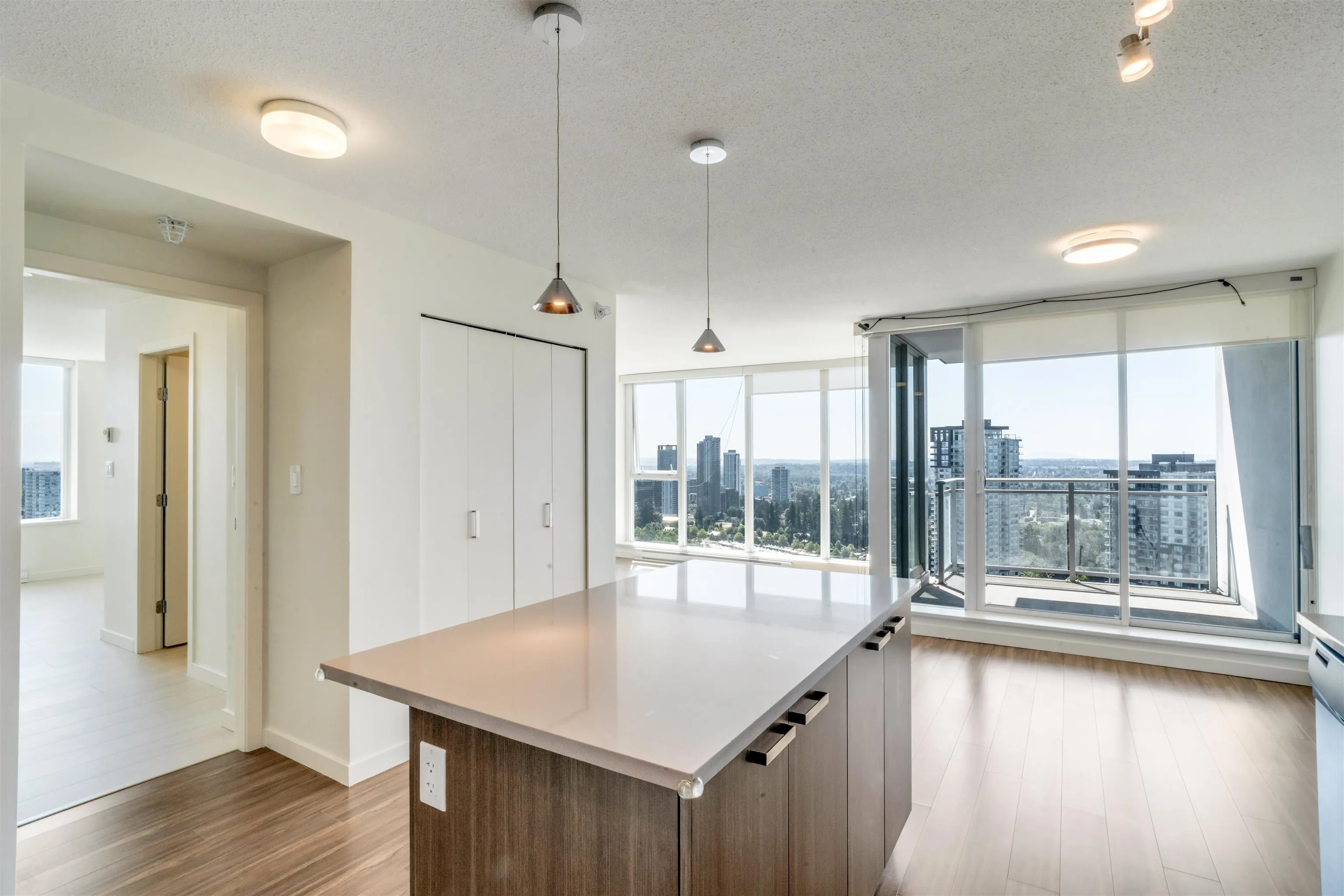 3707 13325 102a Avenue