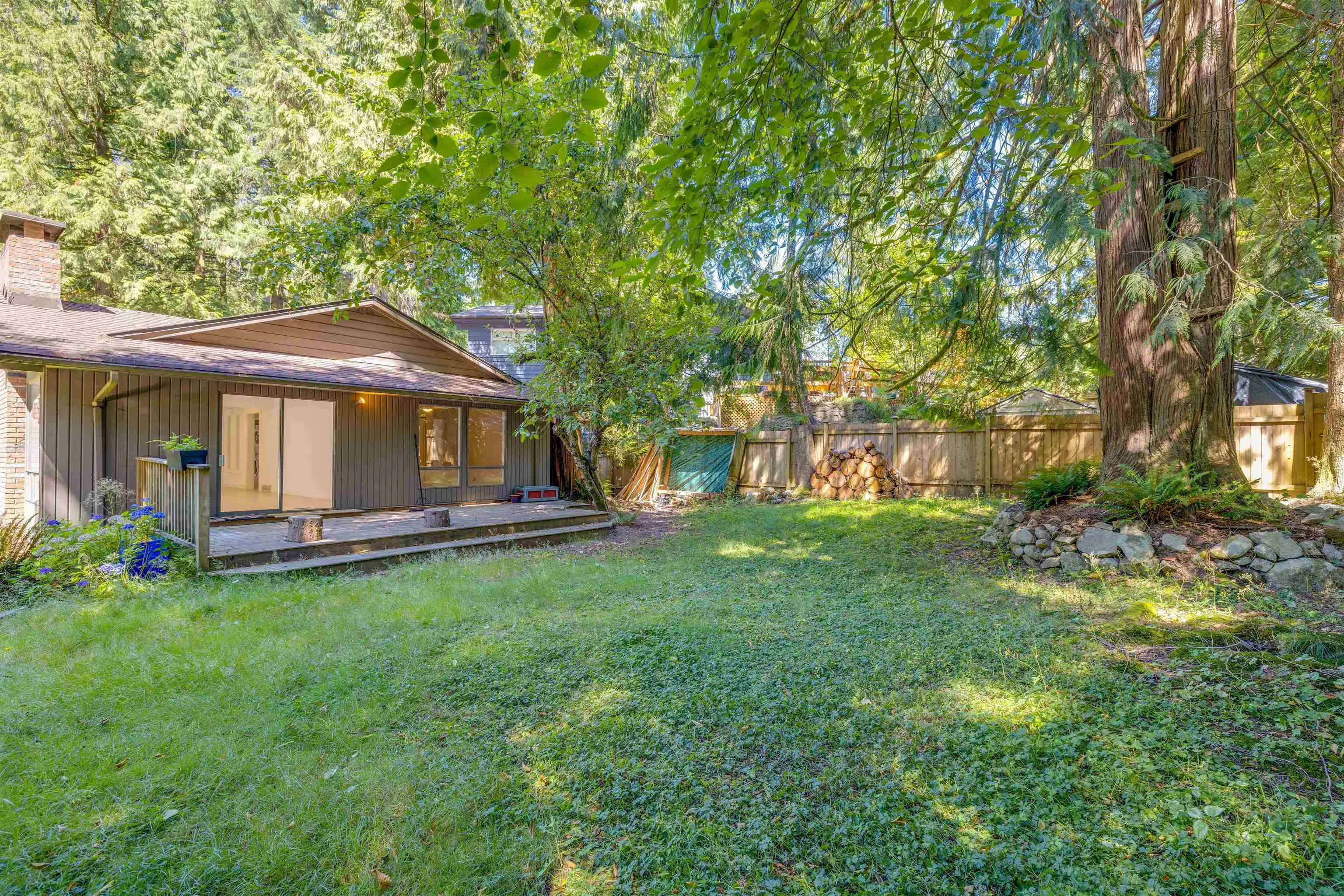 4755 Cove Cliff Road