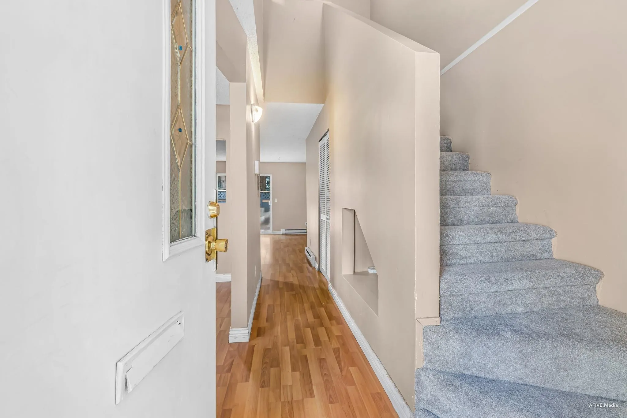 148 13758 67 Avenue