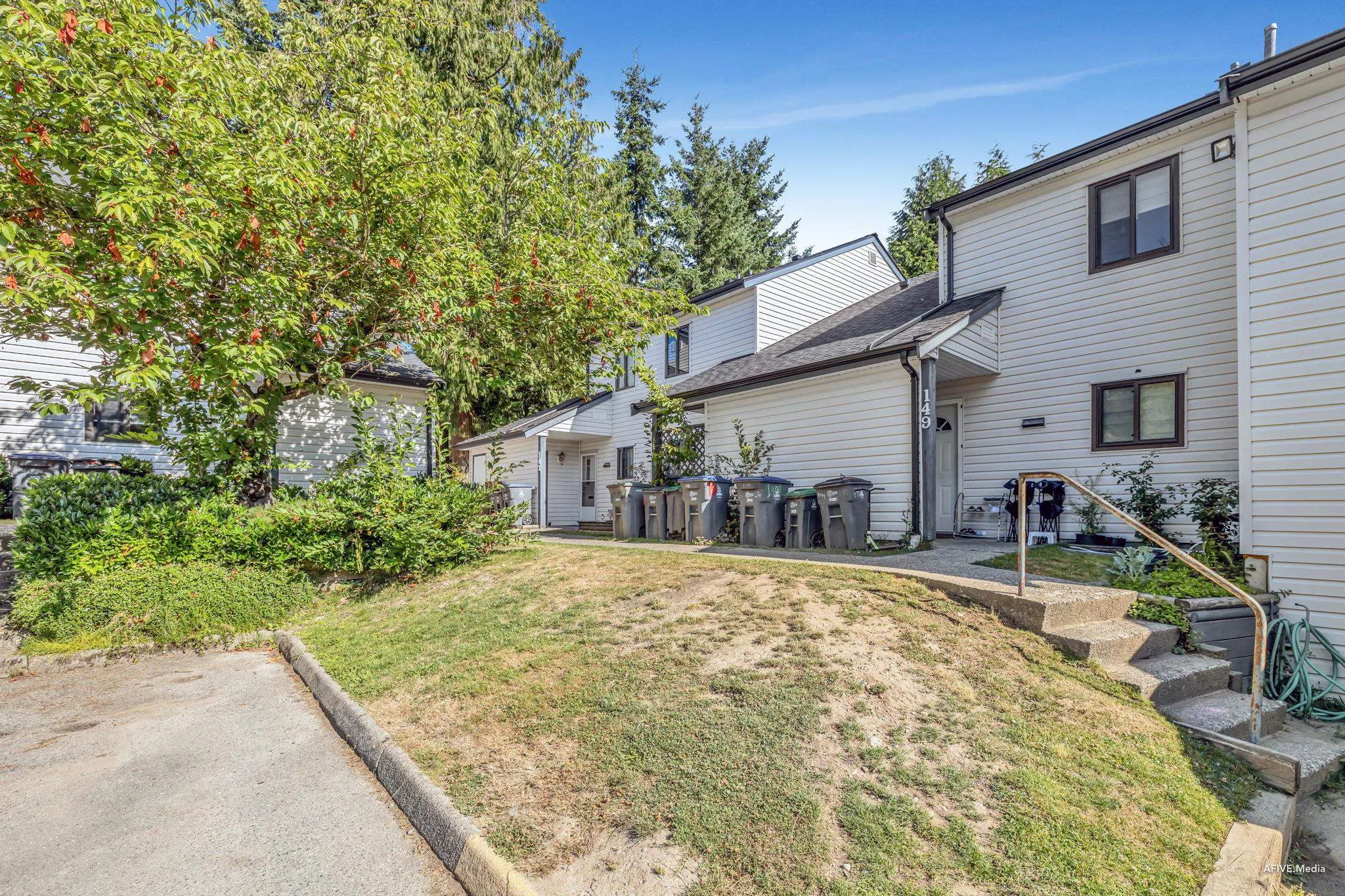 148 13758 67 Avenue