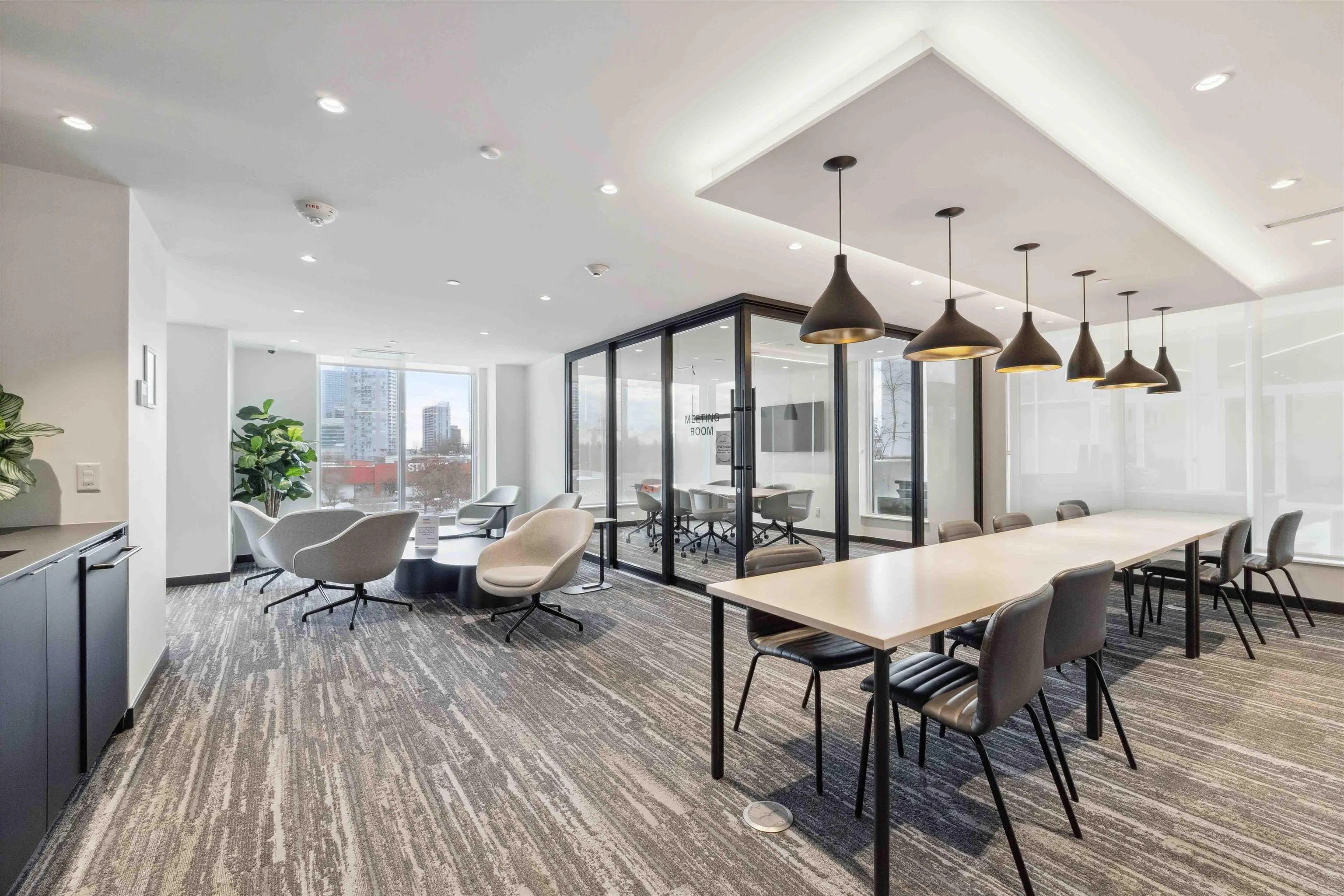 1411 13685 102 Avenue