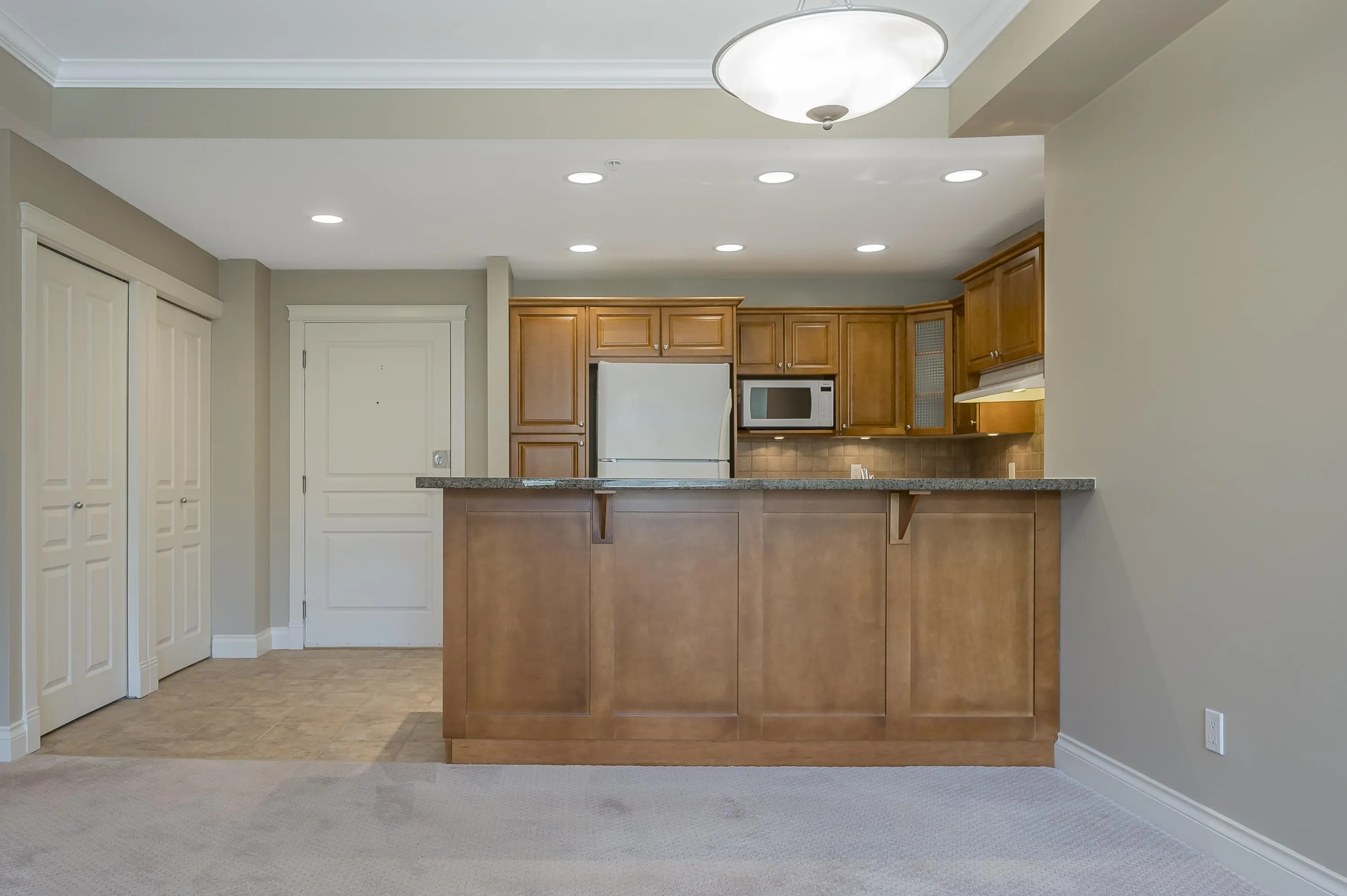 205 1787 154 Street