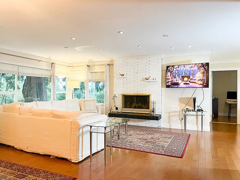 3129 Princess Avenue