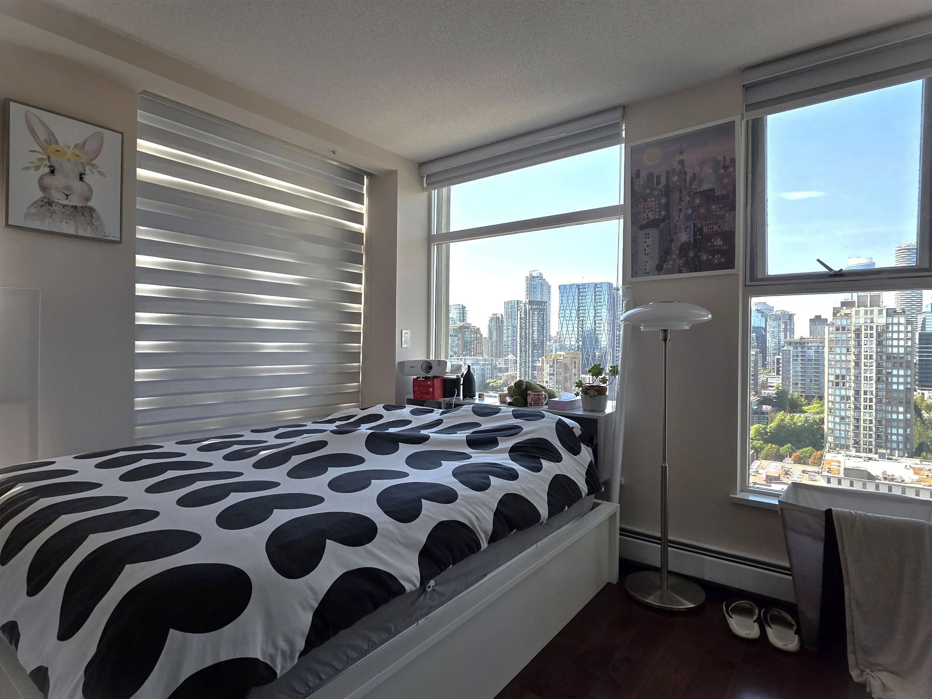 2709 1008 Cambie Street