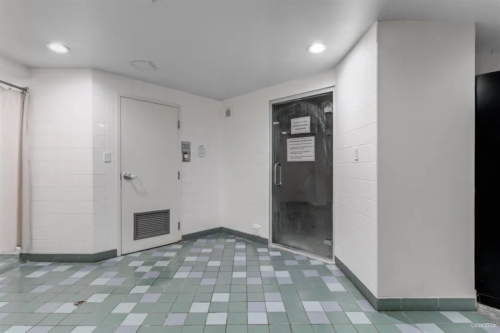 2709 1008 Cambie Street