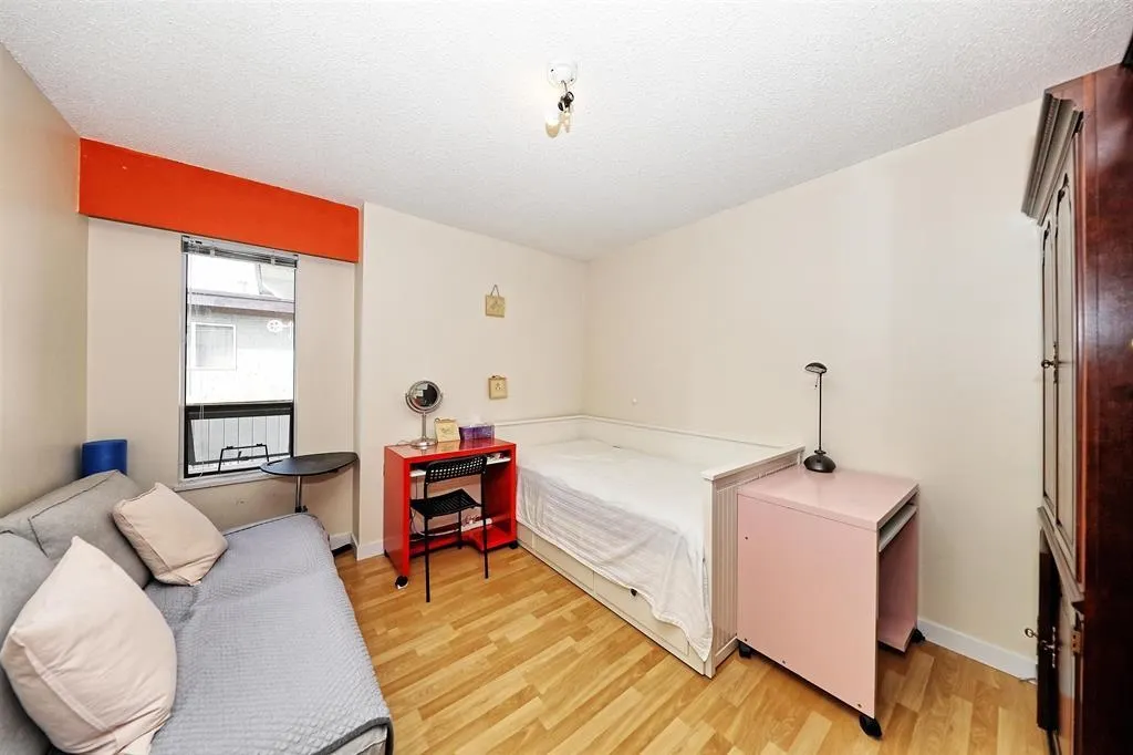 4080 Regent Street