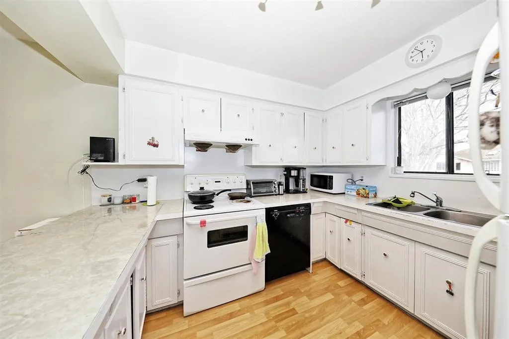 4080 Regent Street