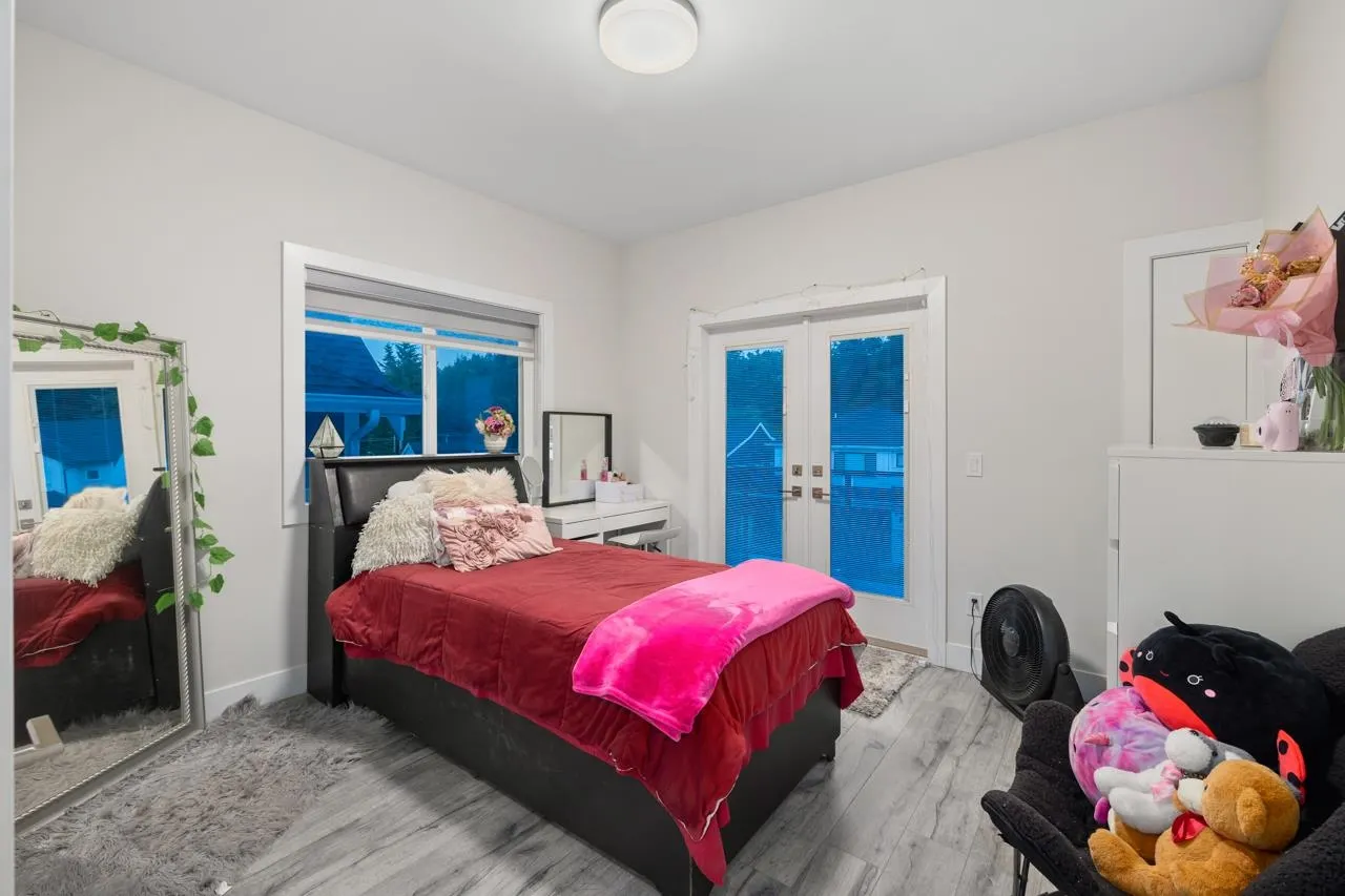 6 4581 Sumas Mountain Road