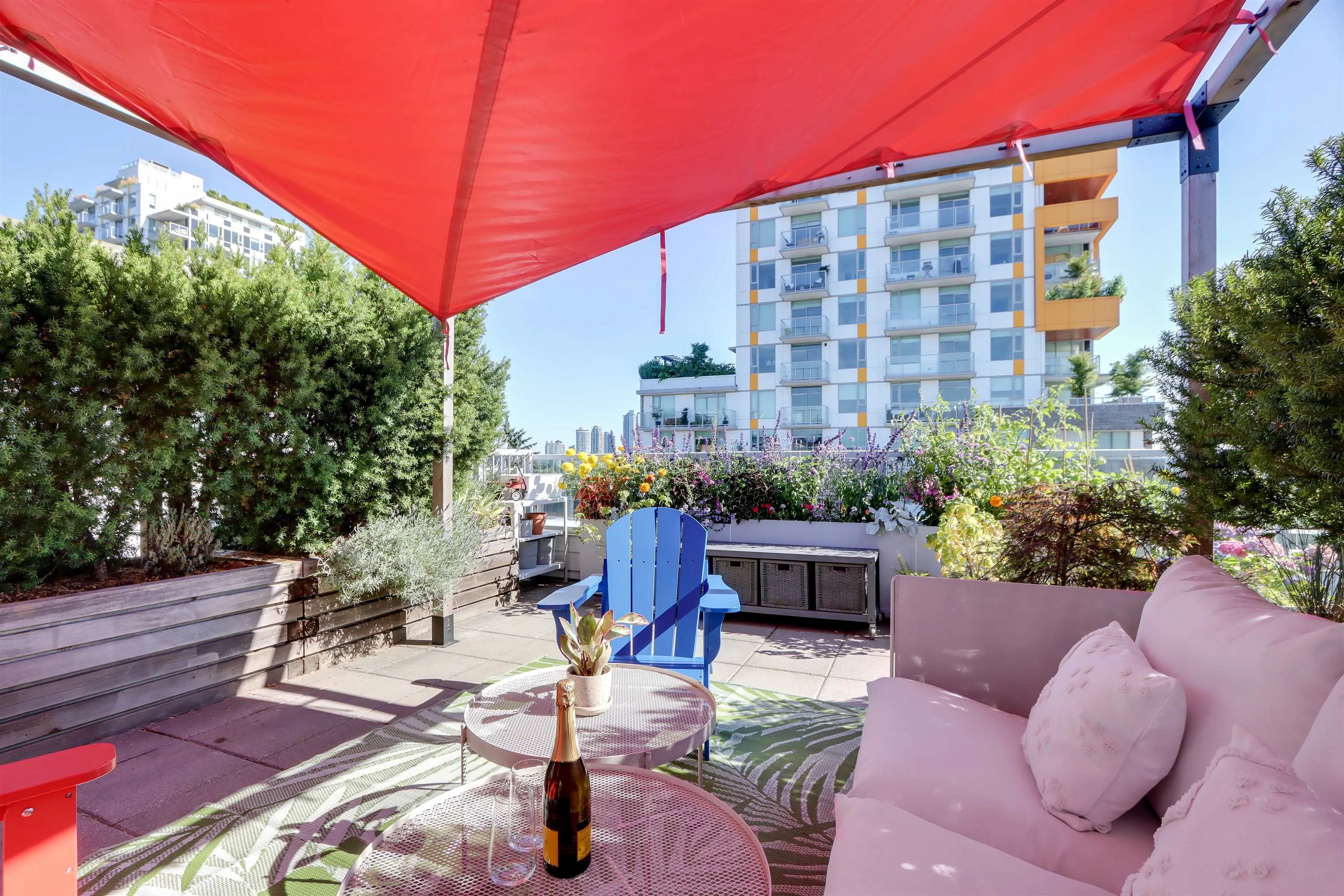 PH6 388 Kootenay Street