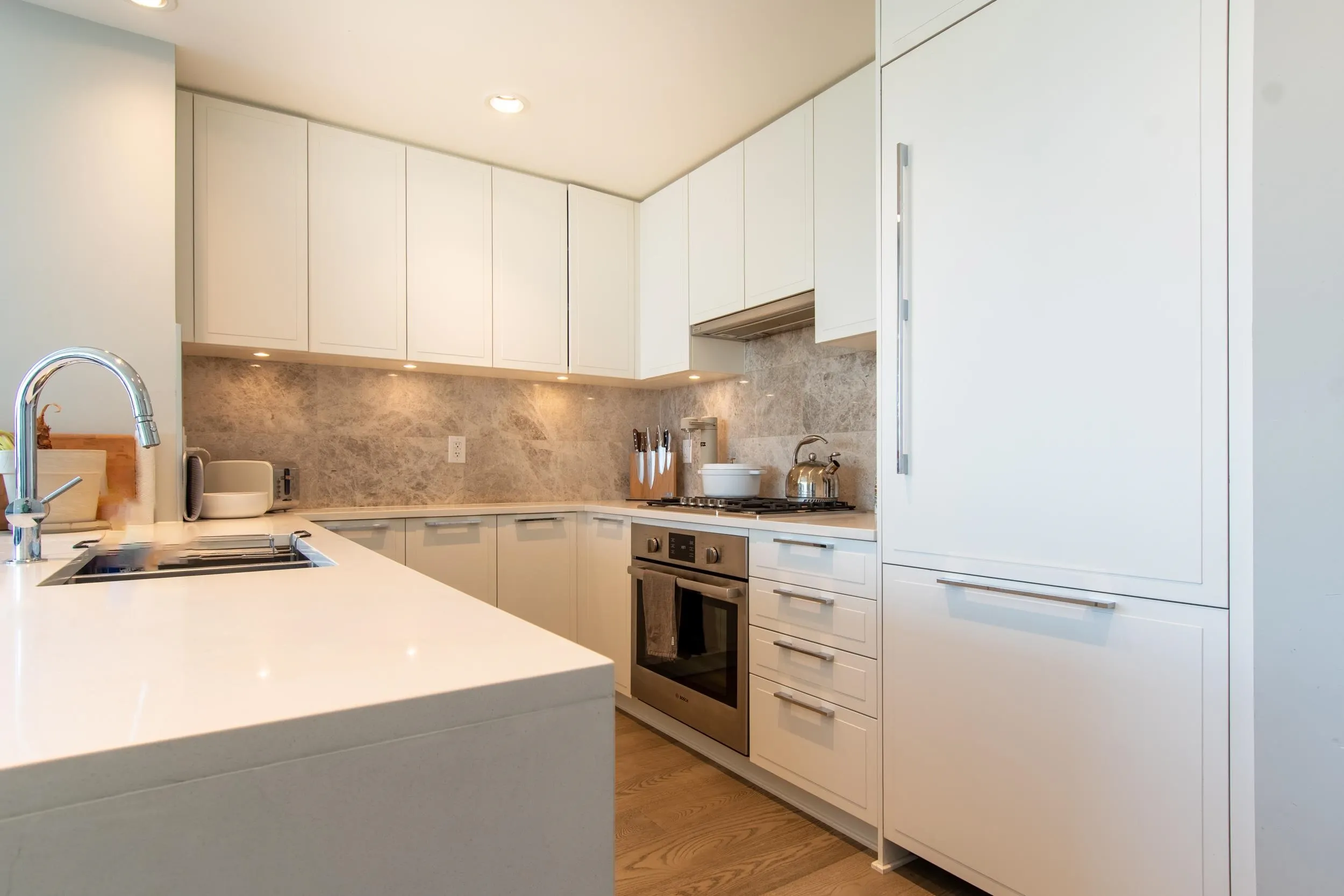 1106 118 Carrie Cates Court