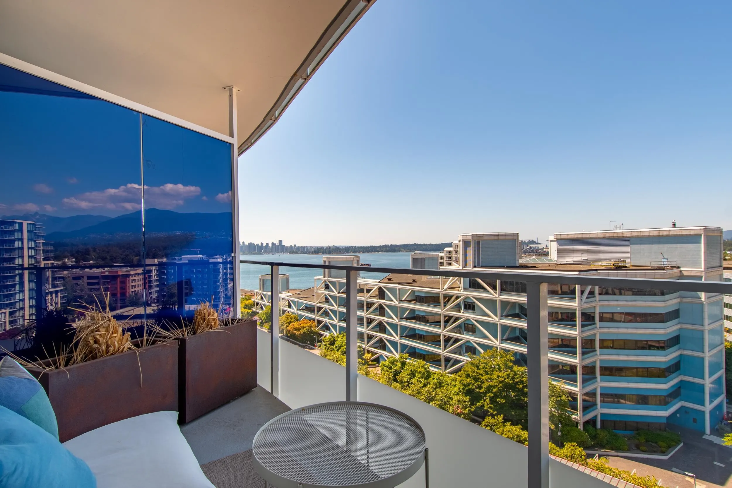 1106 118 Carrie Cates Court