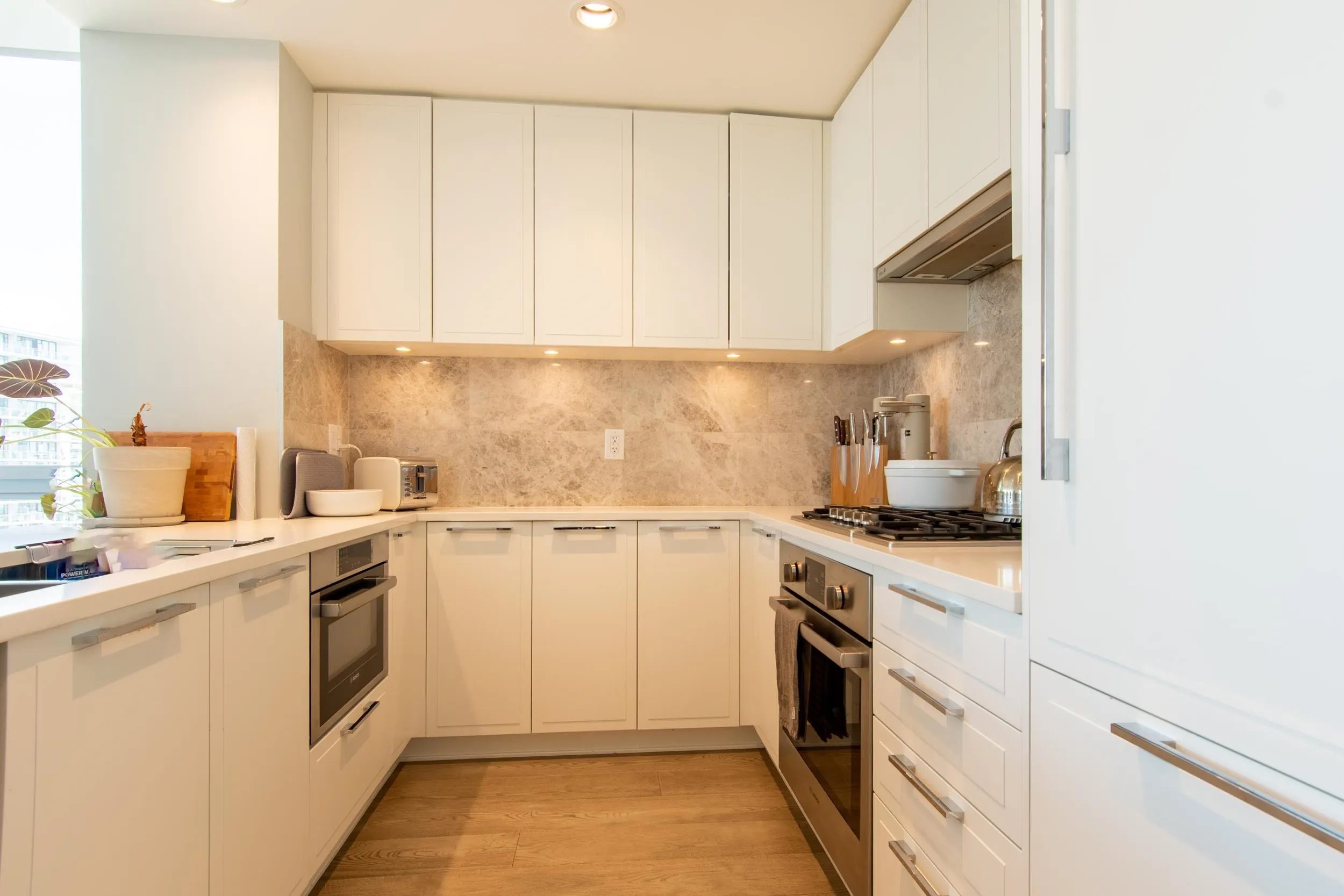 1106 118 Carrie Cates Court
