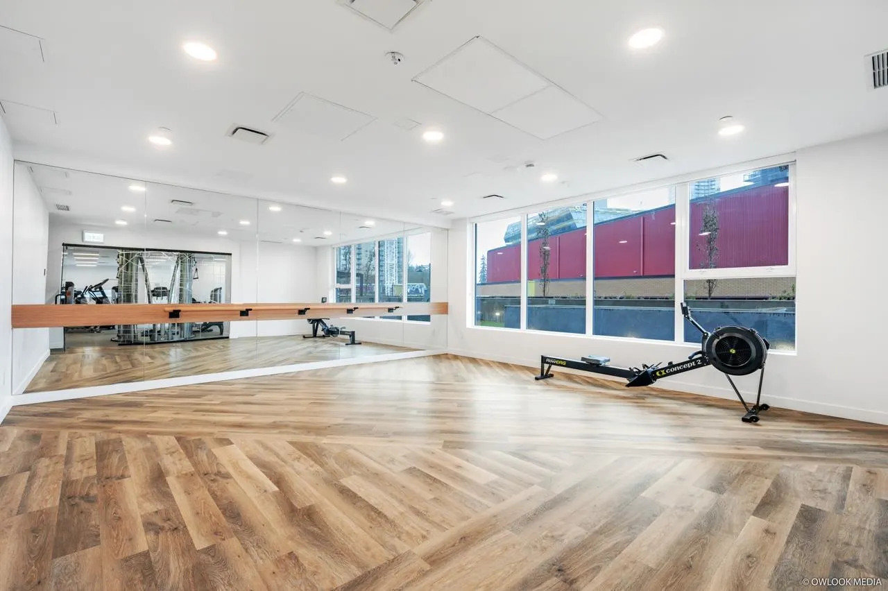 2208 13655 Fraser Highway