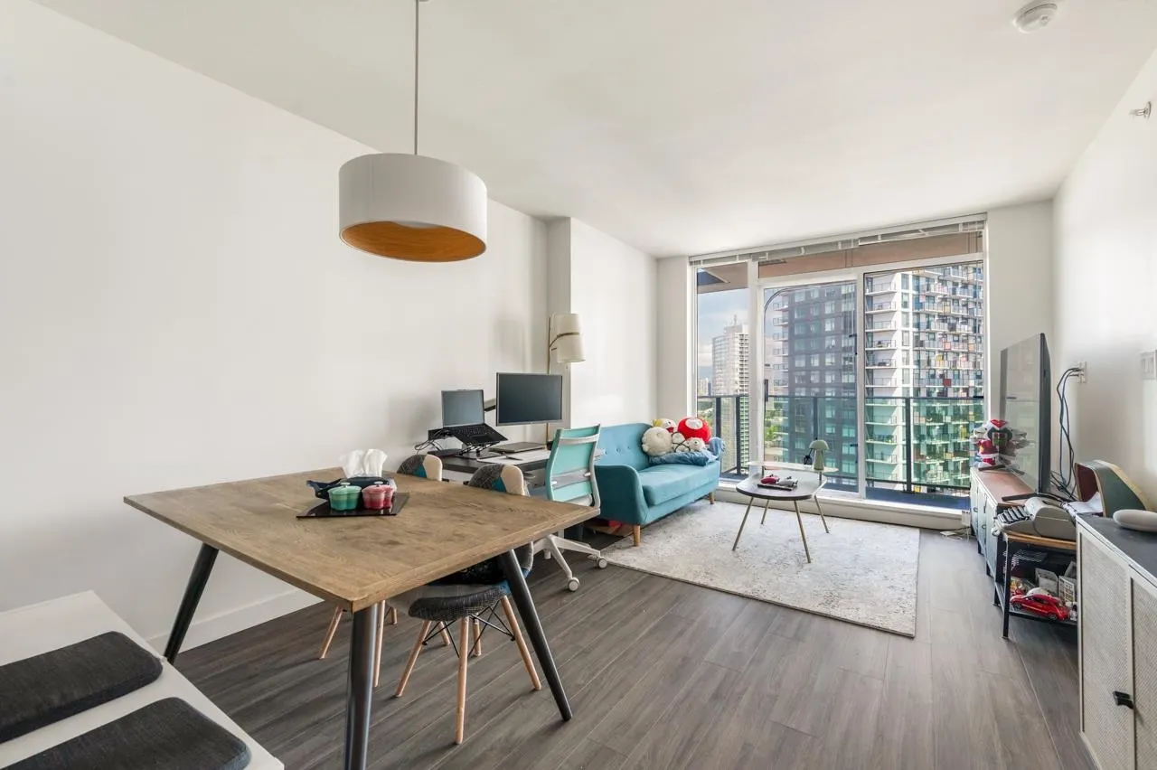2208 13655 Fraser Highway