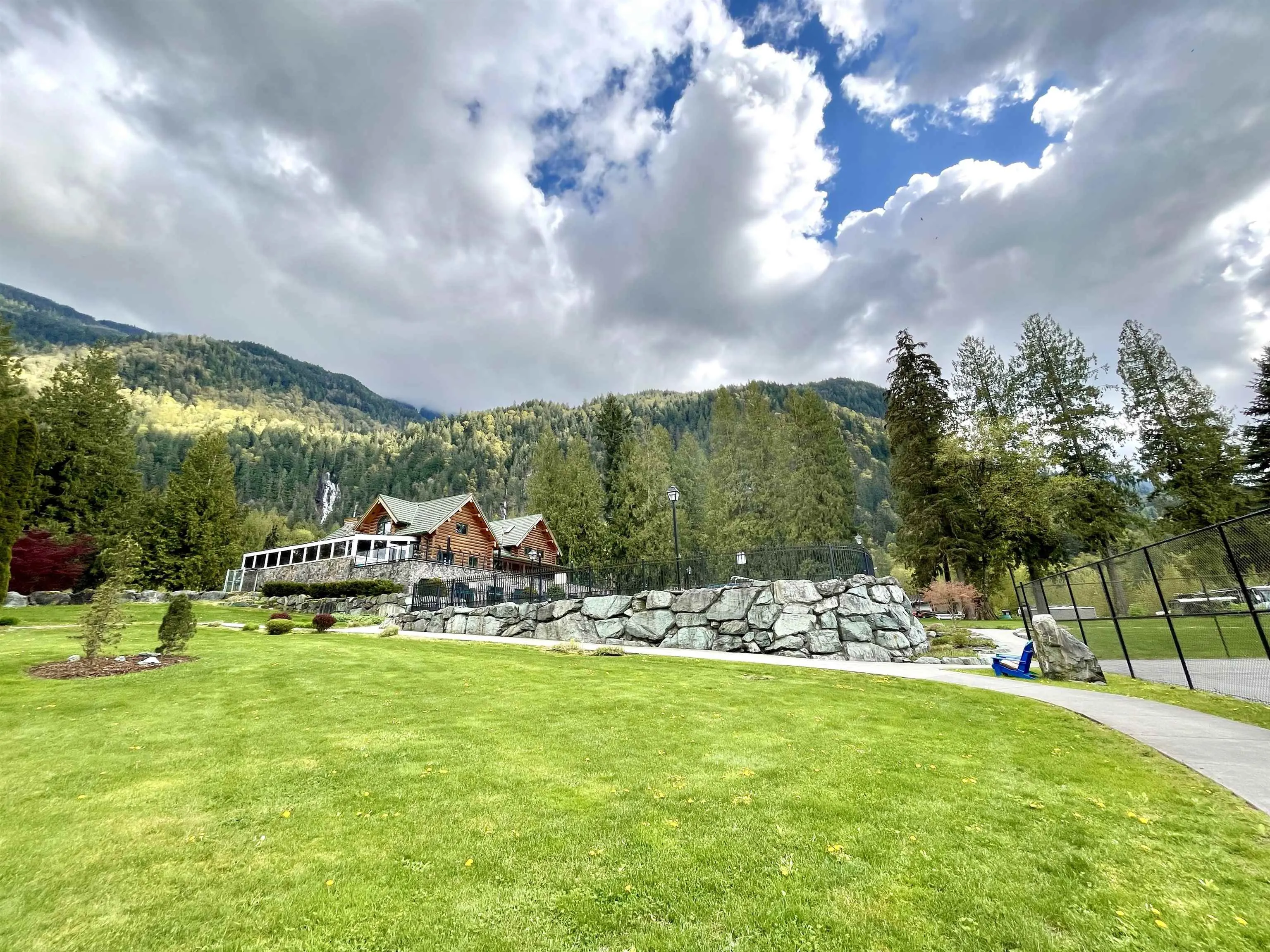 86 53480 Bridal Falls Road