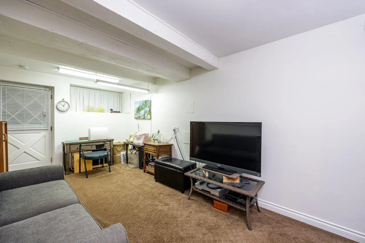 1061 Gladwin Drive