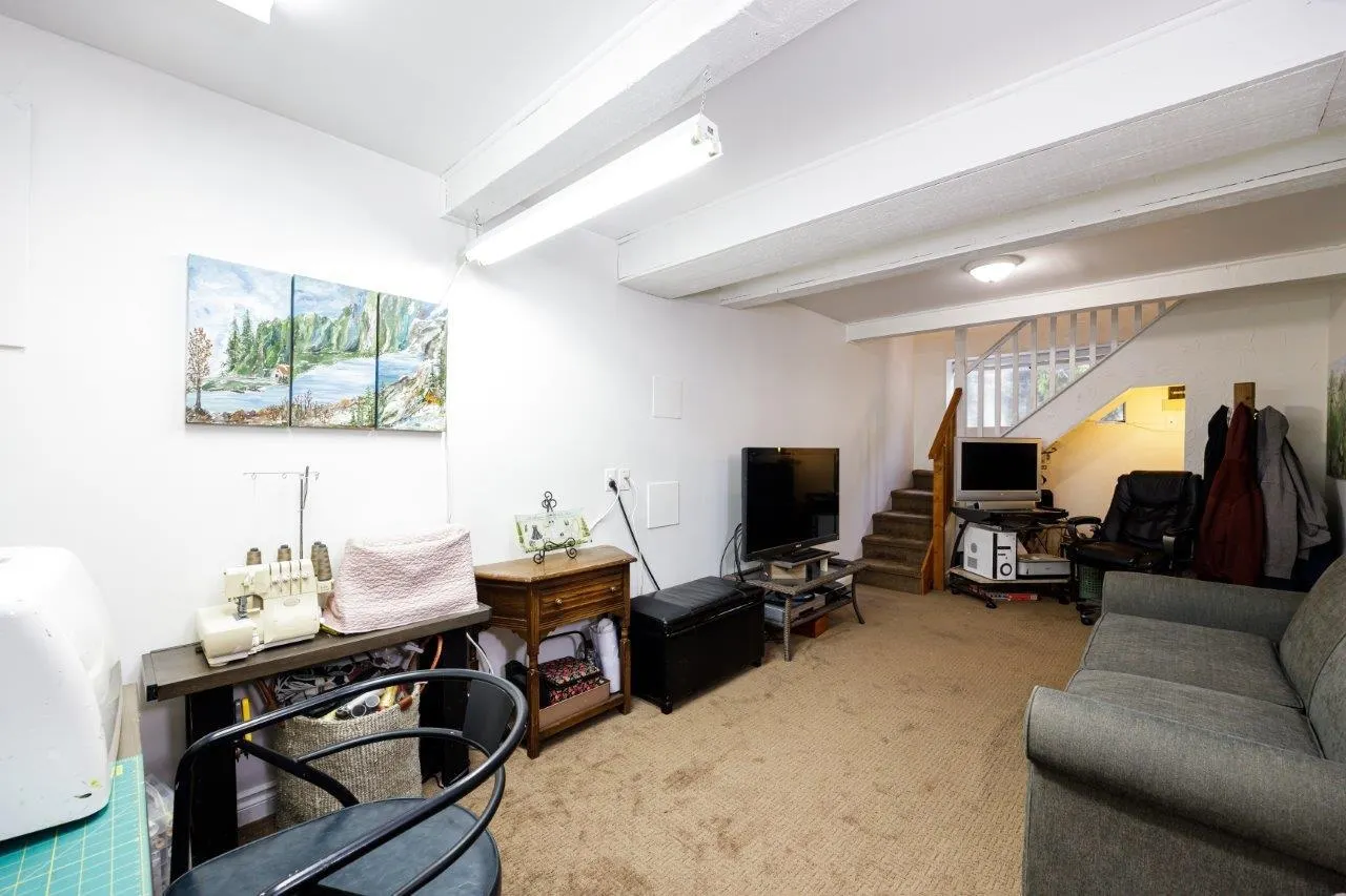 1061 Gladwin Drive