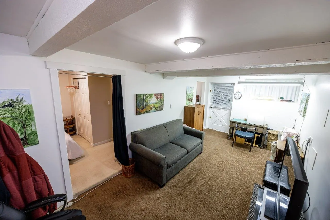 1061 Gladwin Drive