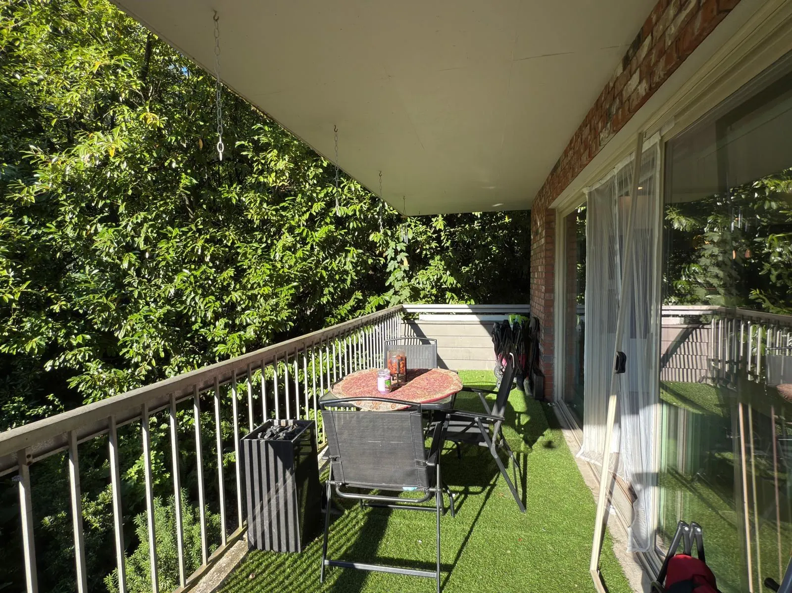 1239 235 Keith Road
