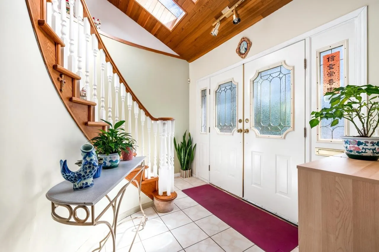 185 W 49th Avenue