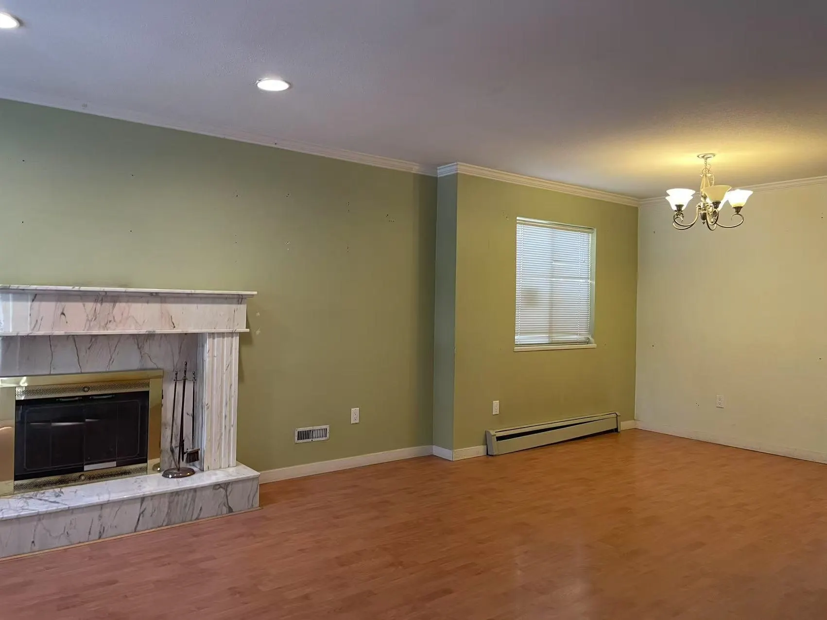 185 W 49th Avenue