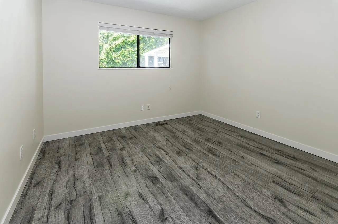 Upper Level 1220 Nestor Street