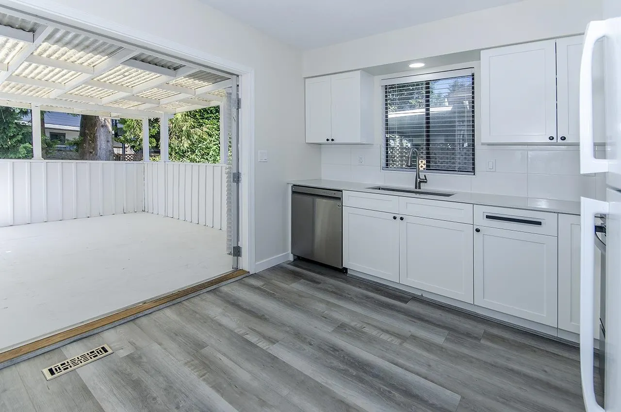 Upper Level 1220 Nestor Street