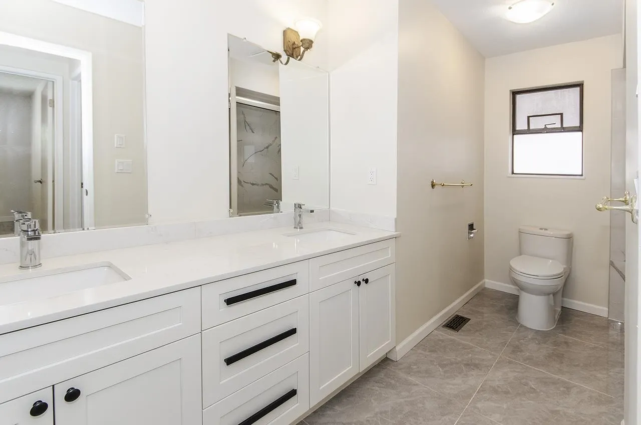 Upper Level 1220 Nestor Street