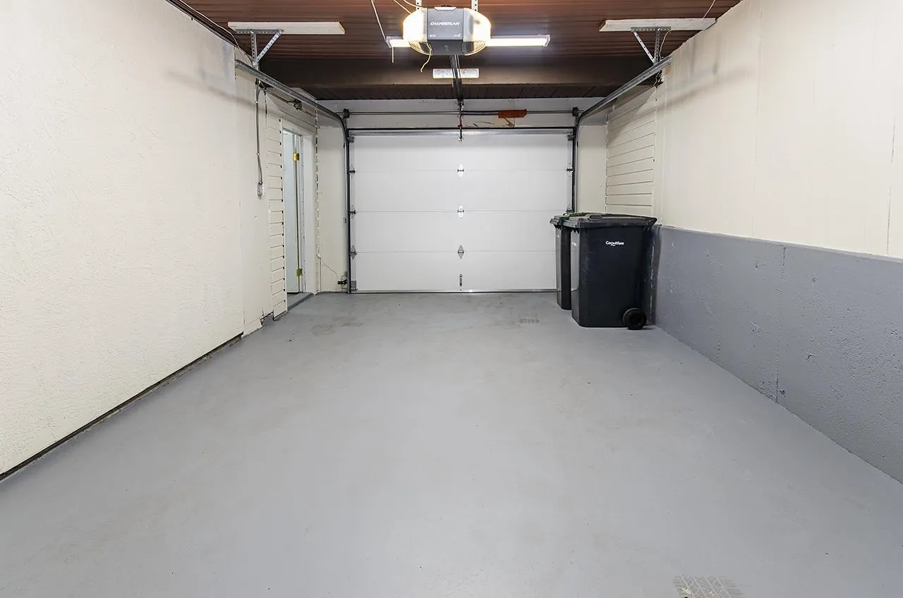 Upper Level 1220 Nestor Street
