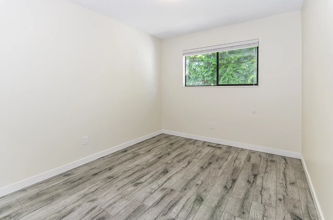 Upper Level 1220 Nestor Street