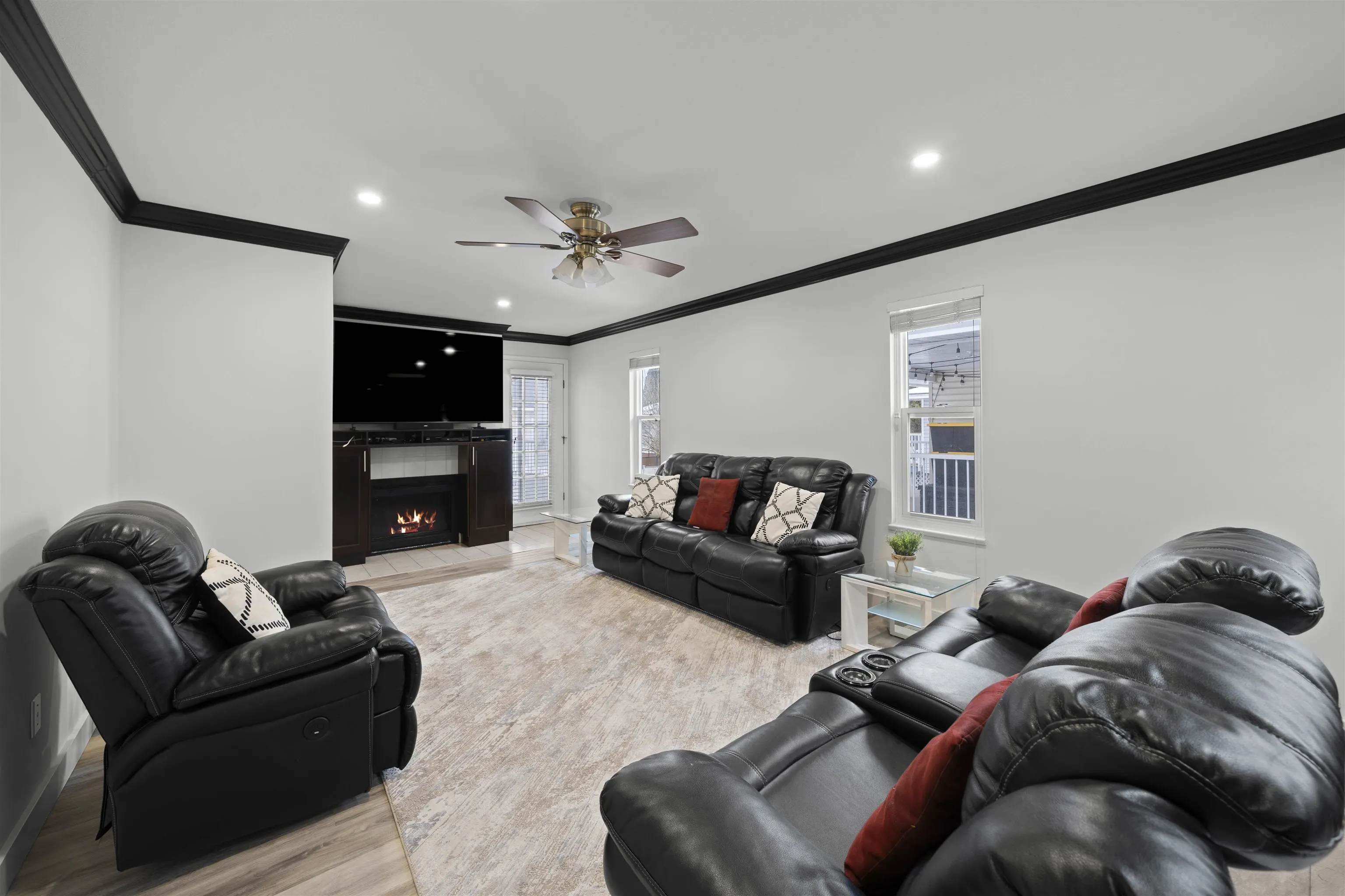 685 Pender Place