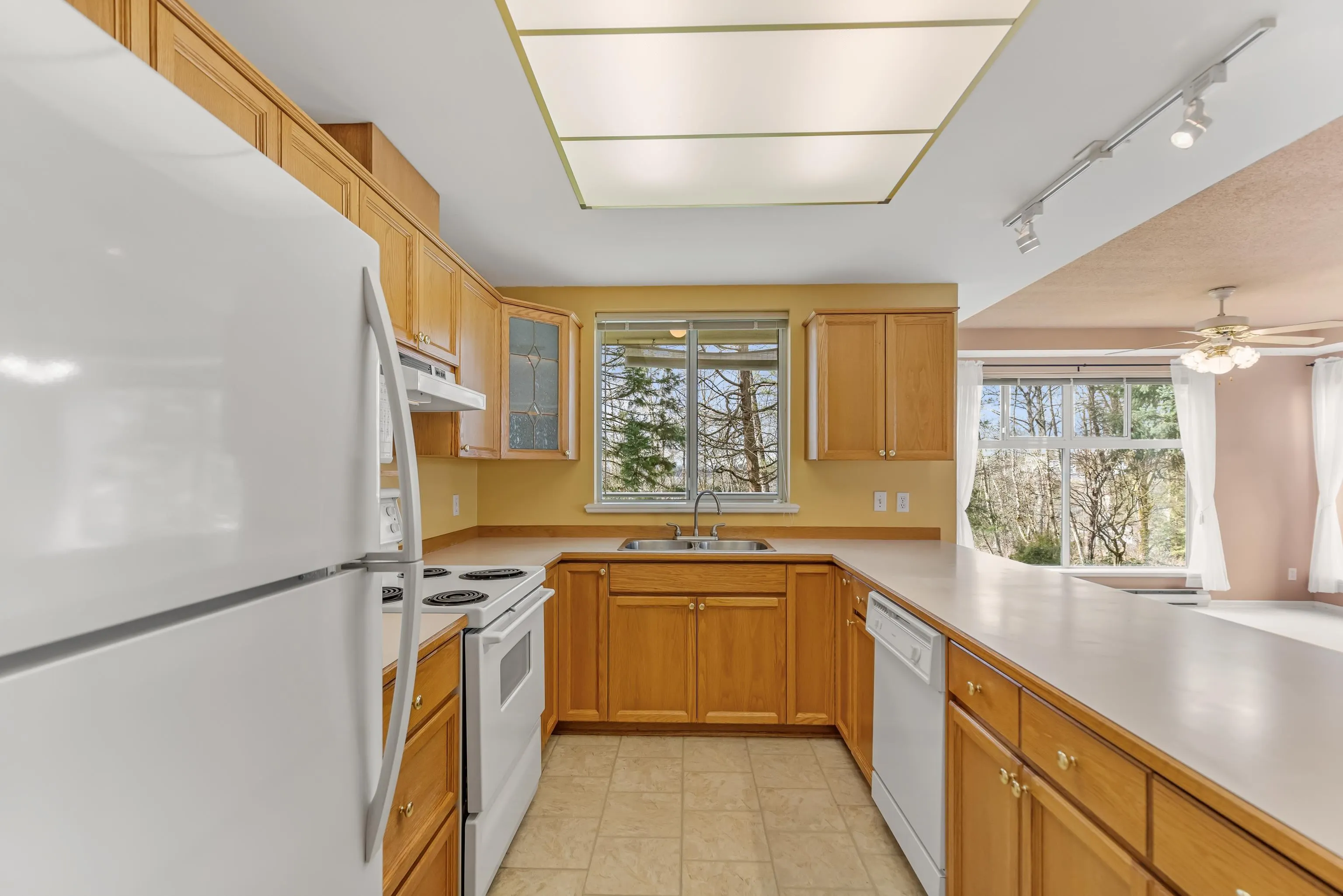 205 11609 227 Street