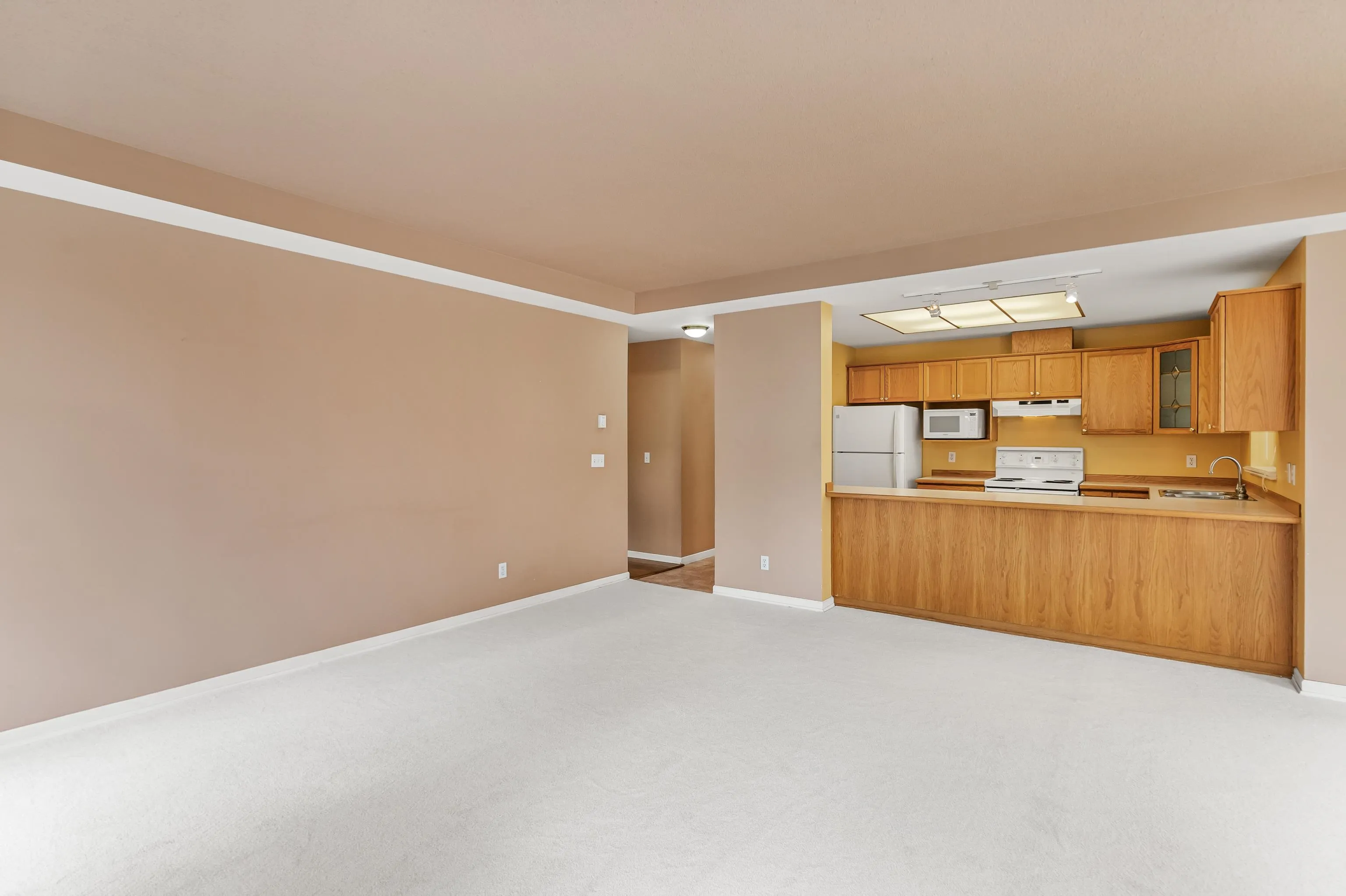 205 11609 227 Street