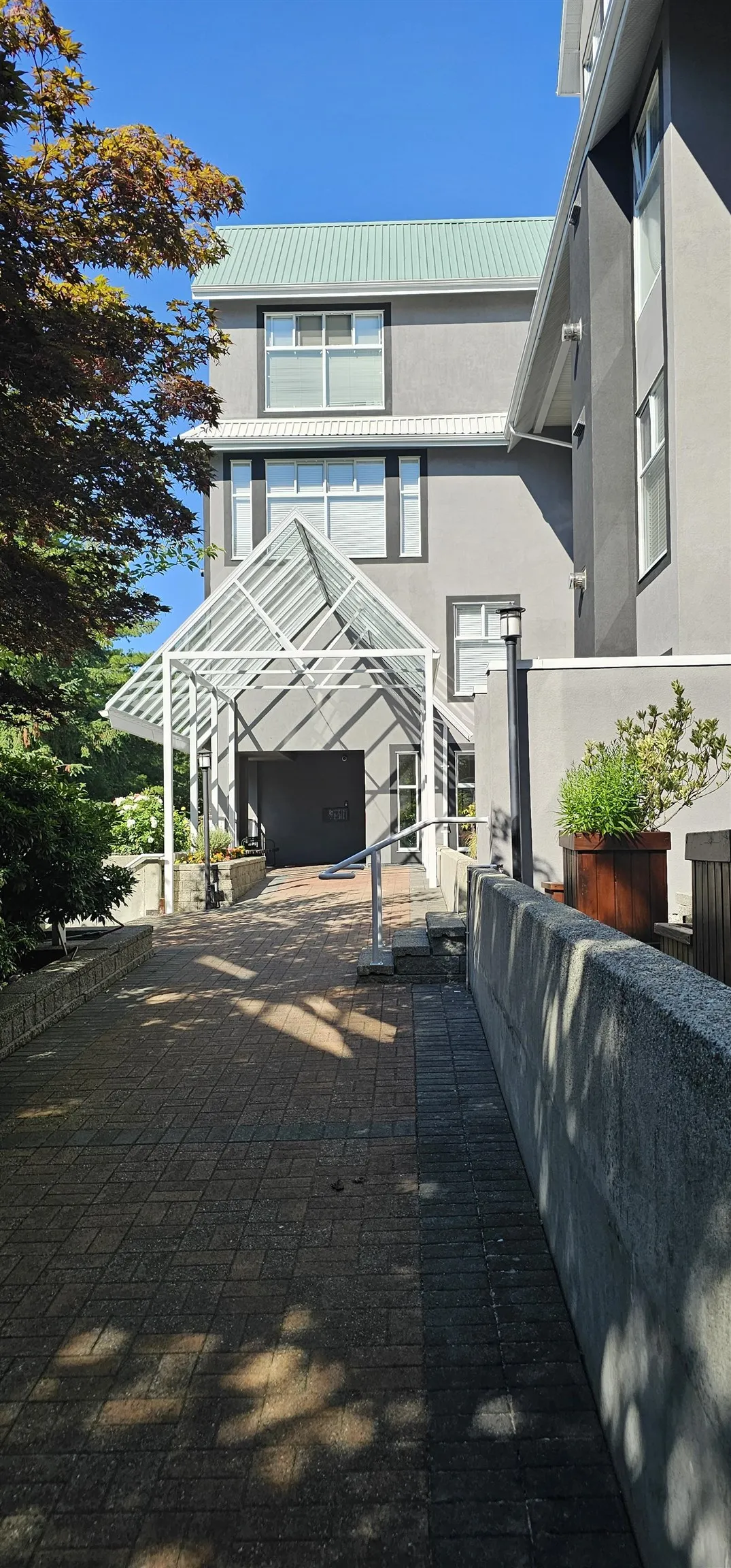 205 11609 227 Street