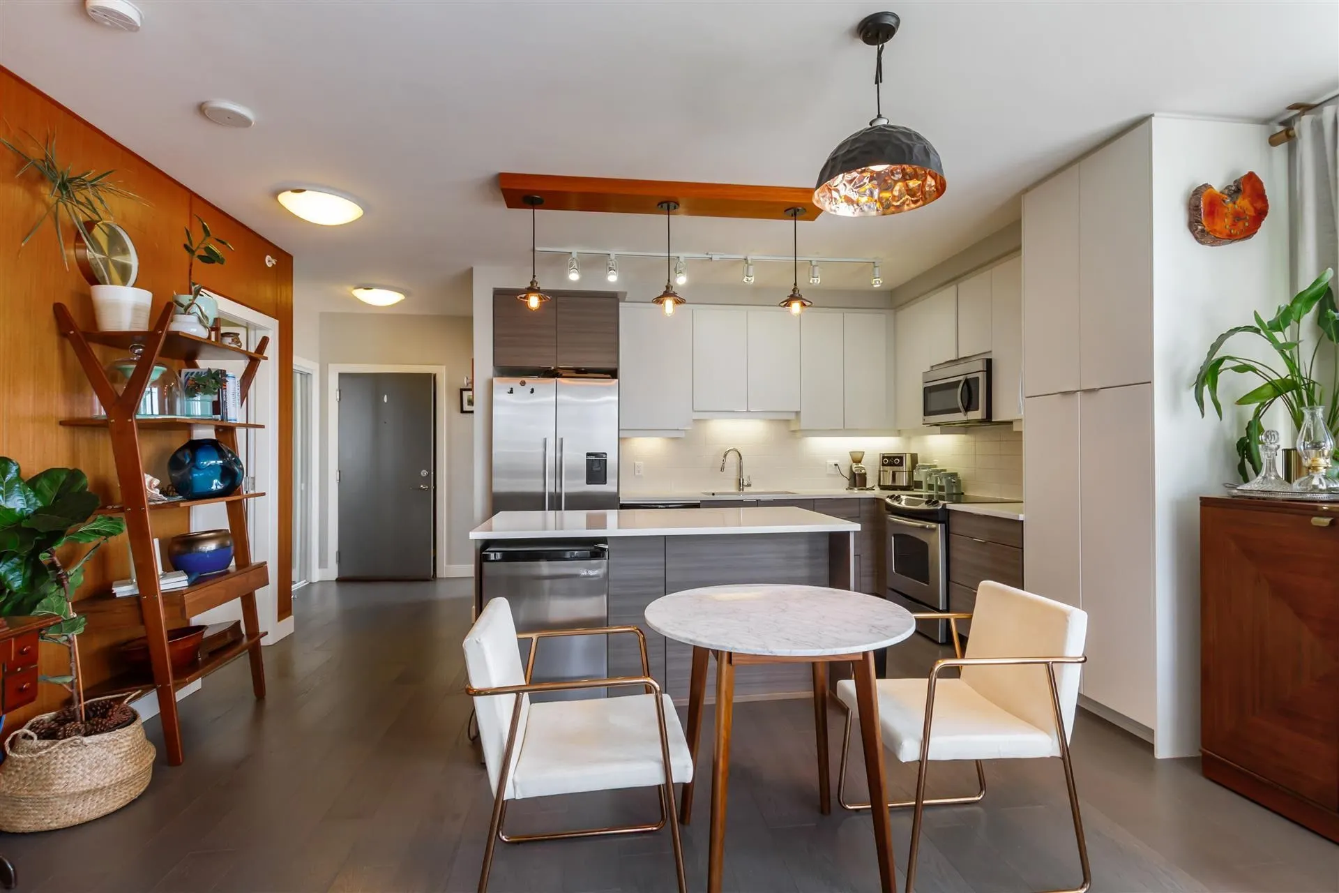 1007 9393 Tower Road