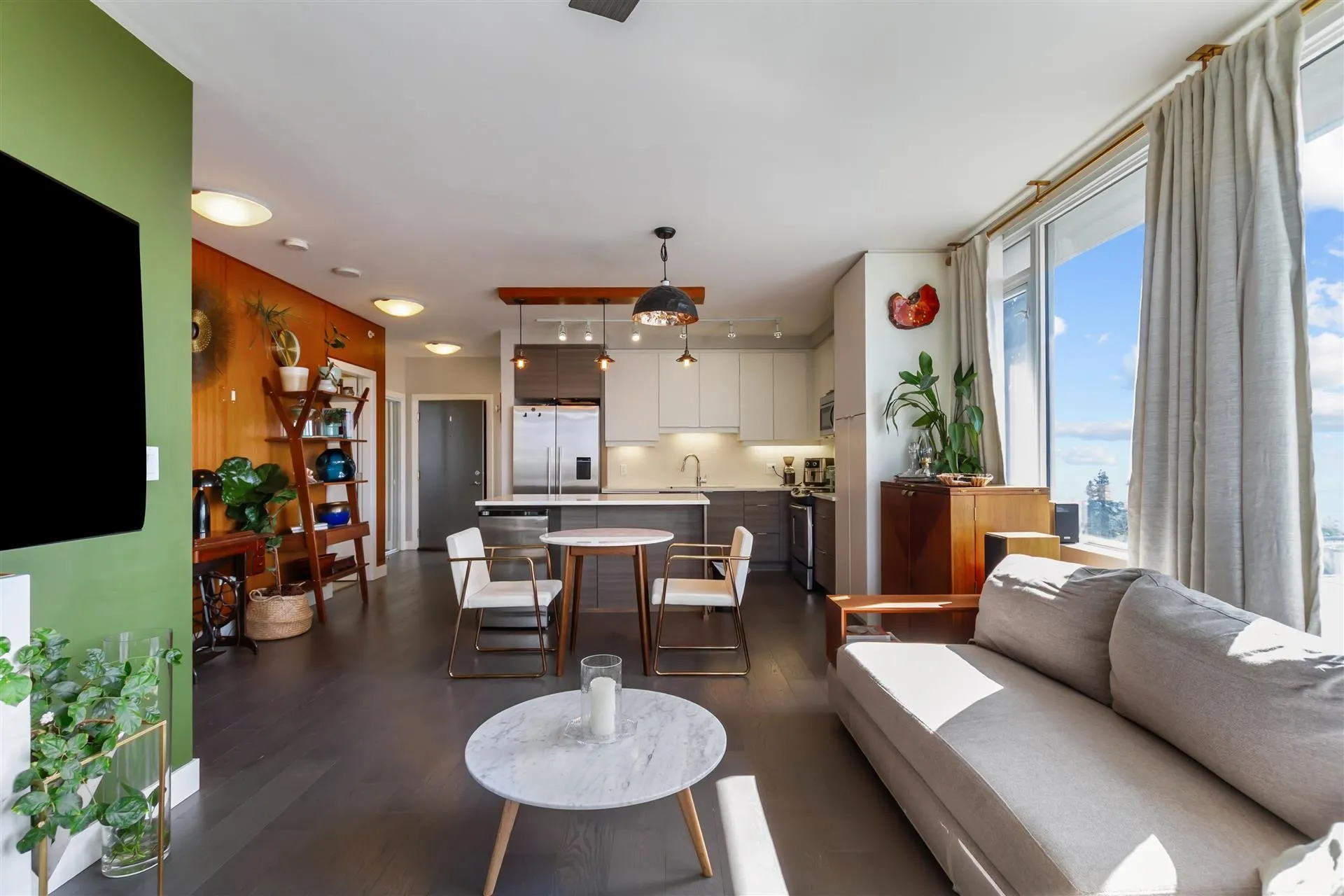 1007 9393 Tower Road