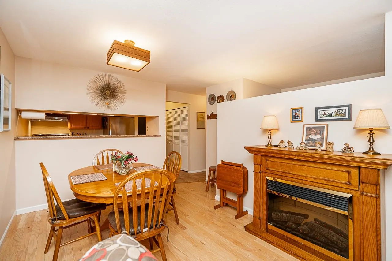 103 1540 Mariner Walk