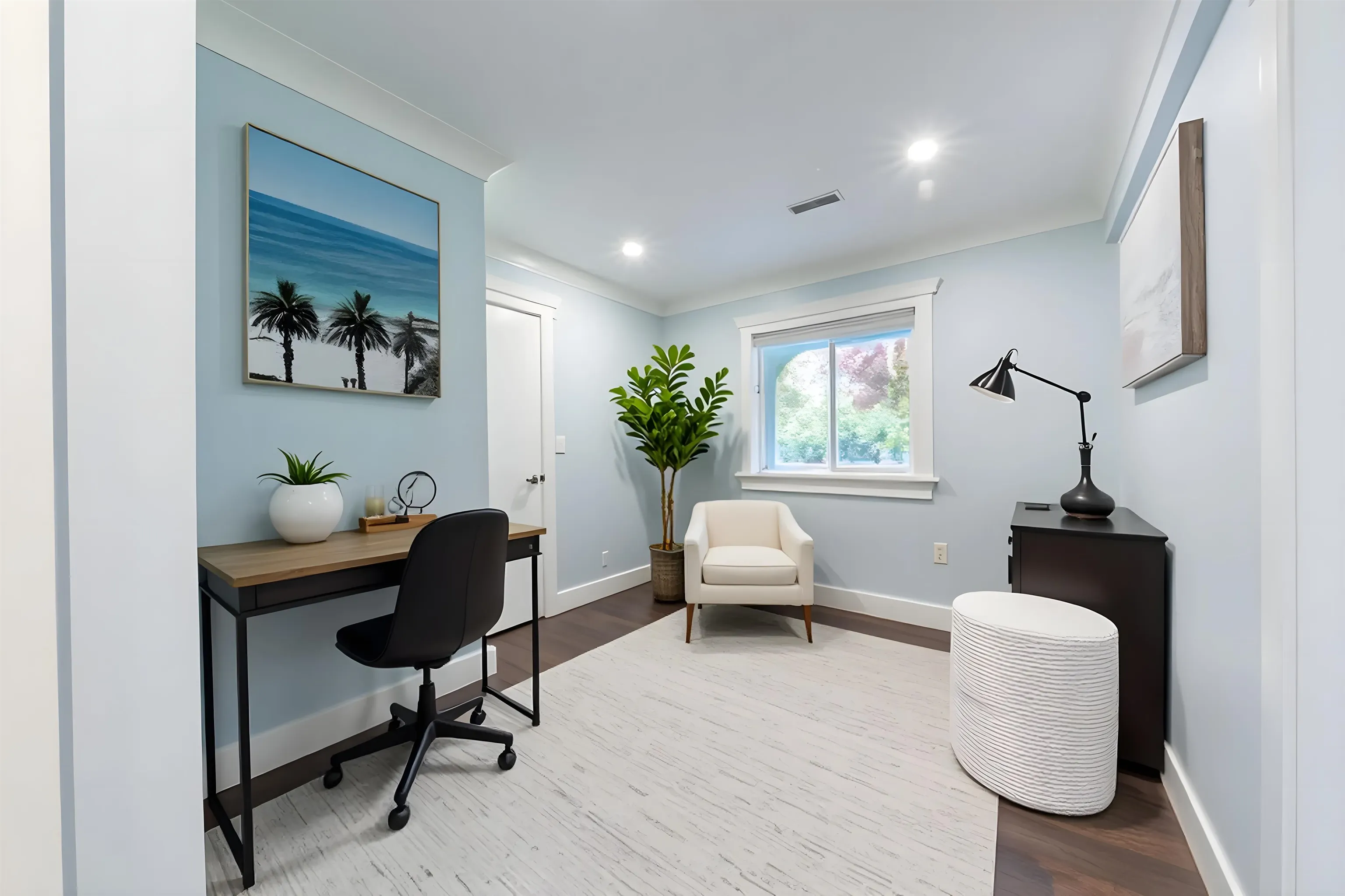 14092 Crescent Road