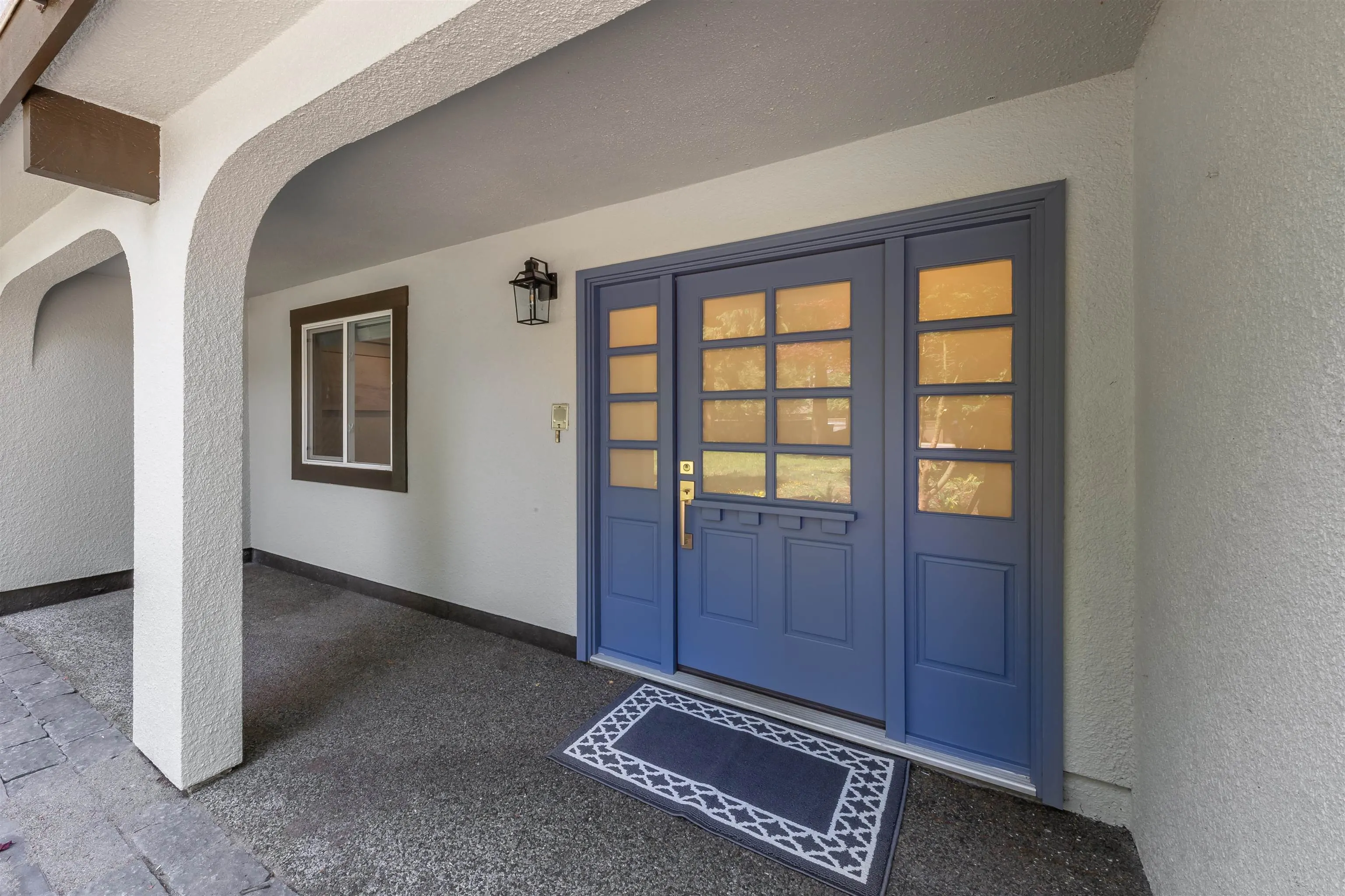 14092 Crescent Road