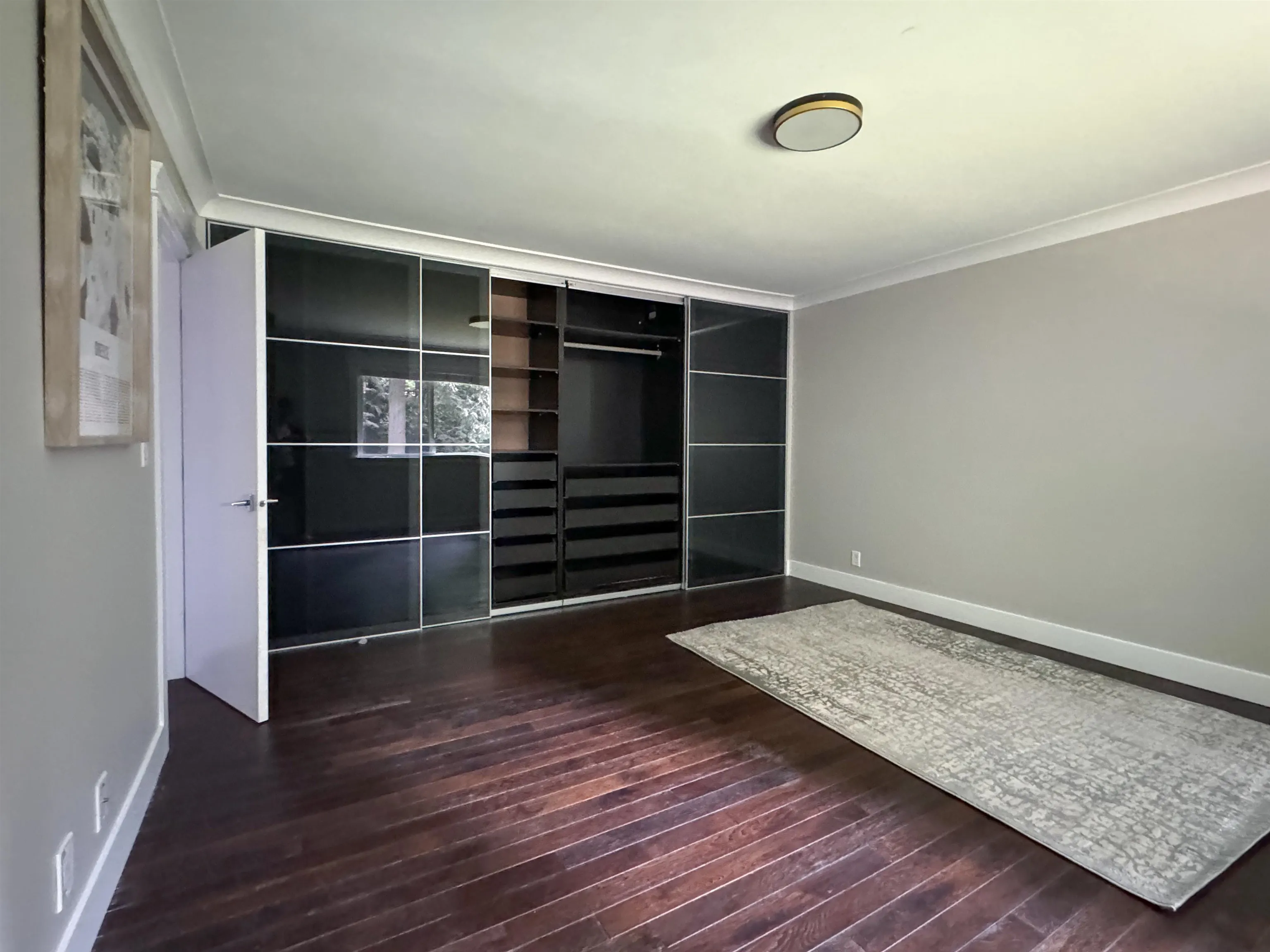 14092 Crescent Road