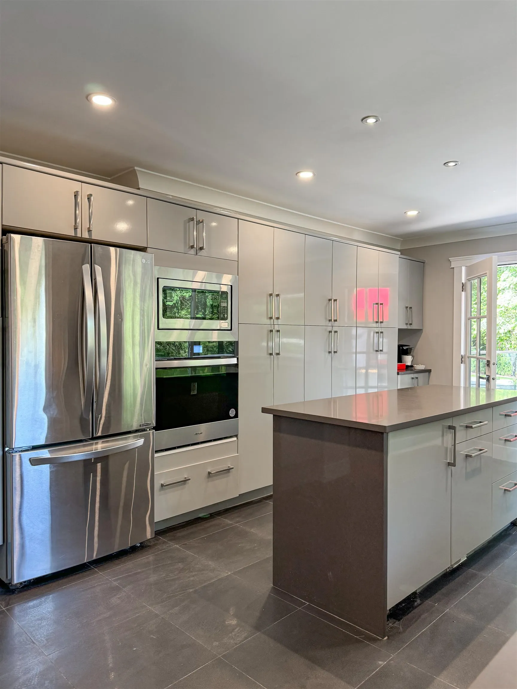 14092 Crescent Road