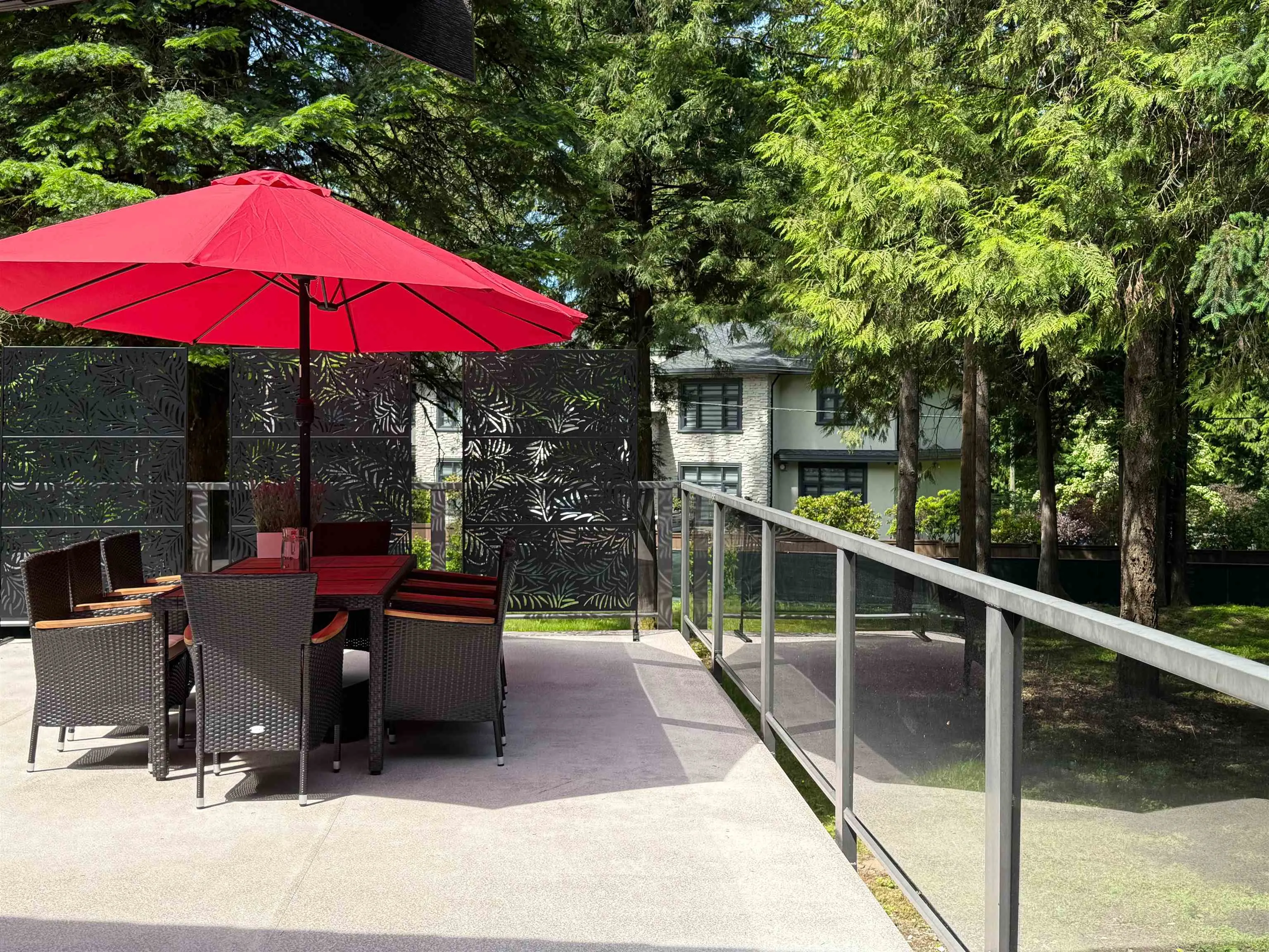 14092 Crescent Road